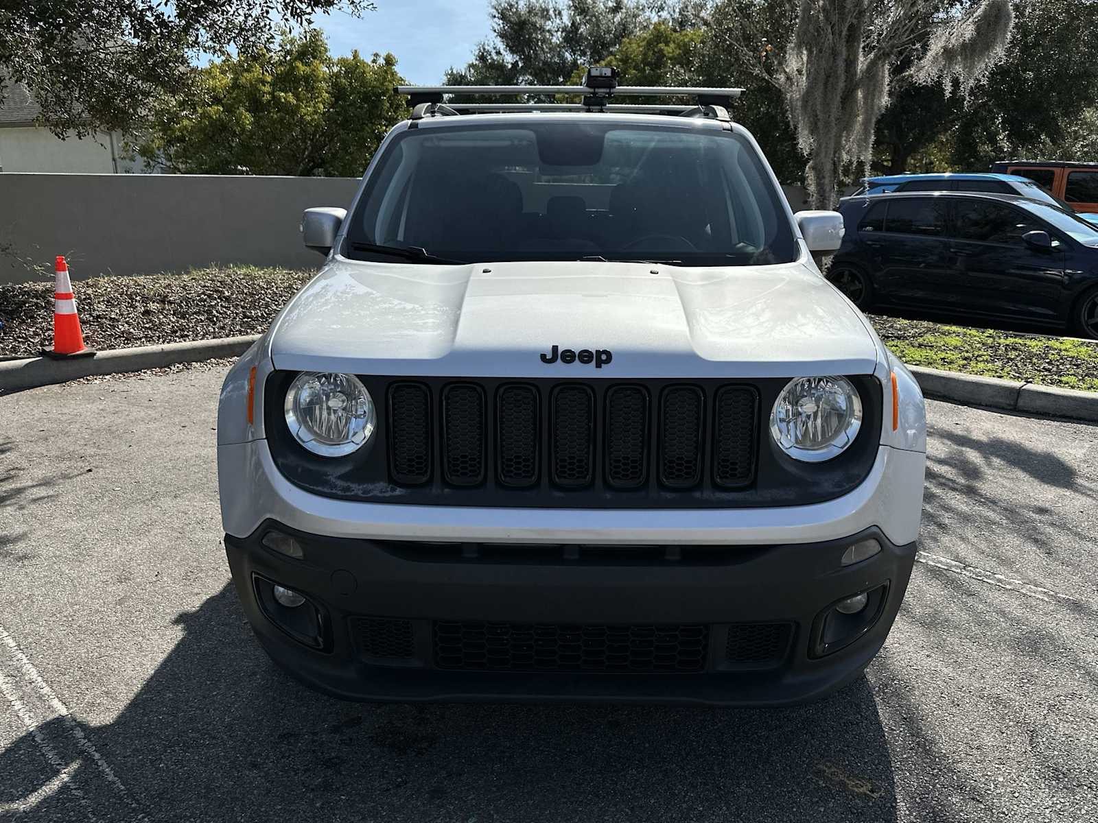 Thumbnail: 2018 Jeep Renegade - 9