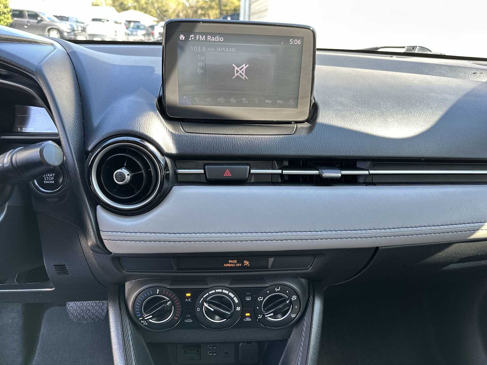 Thumbnail: 2019 Toyota Yaris - 21