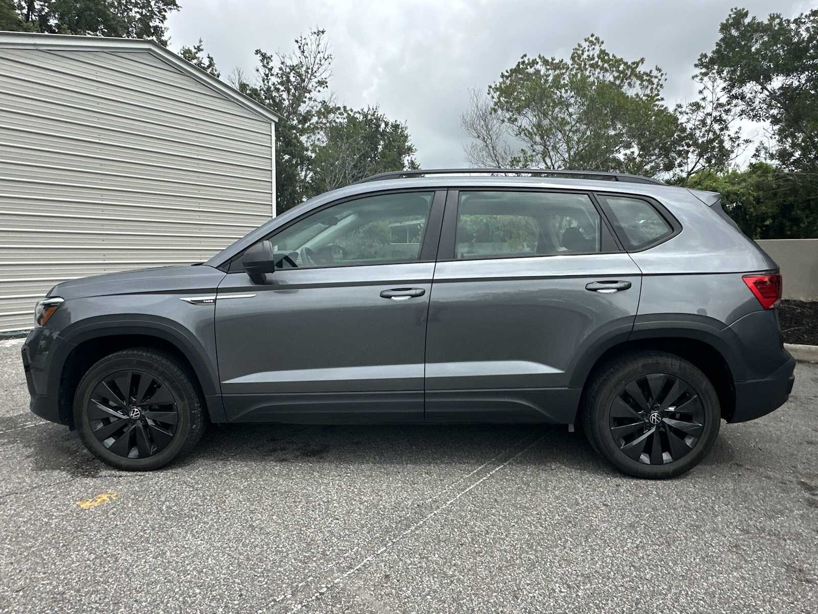 Thumbnail: 2024 Volkswagen Taos - 3
