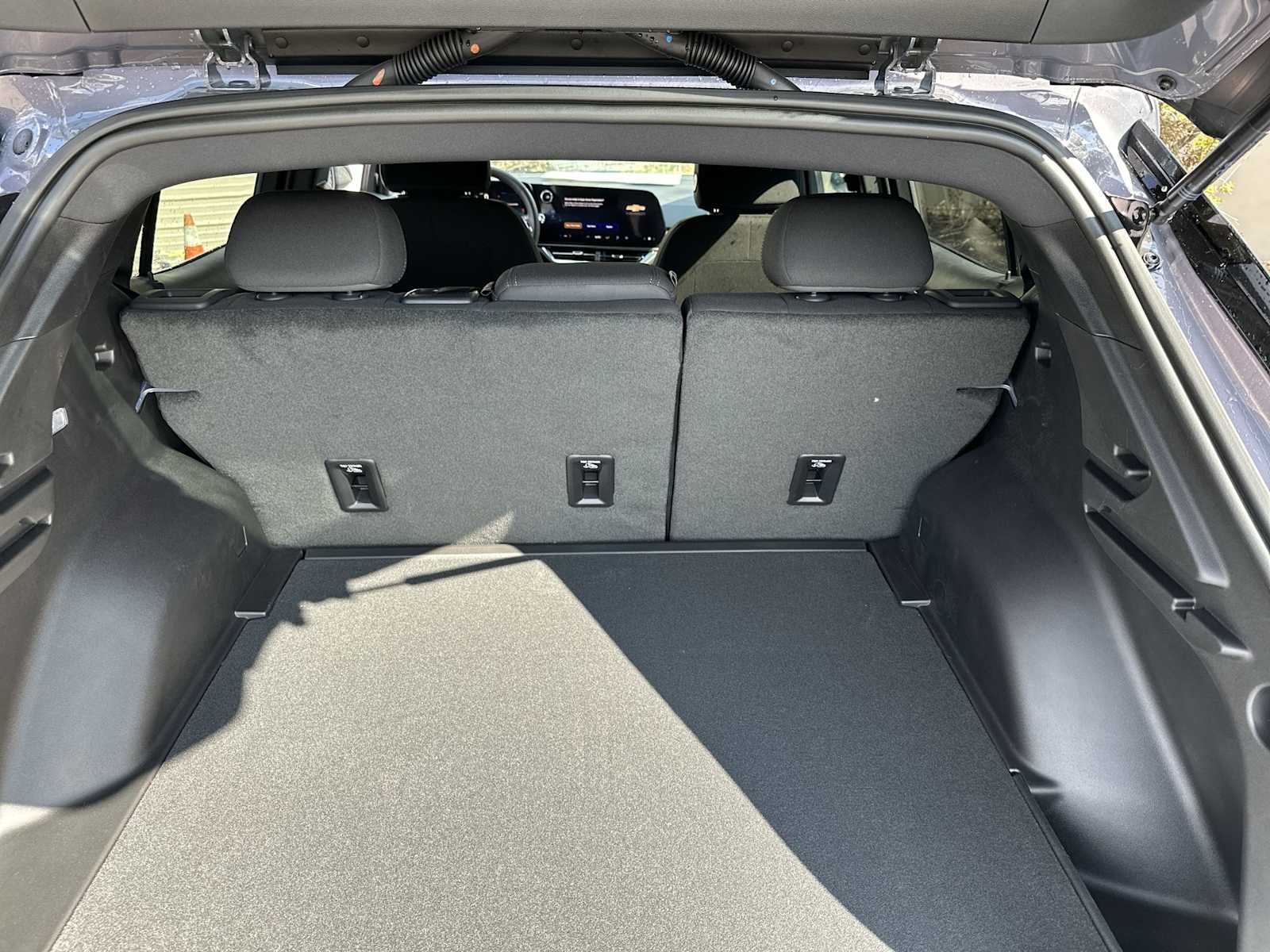 Thumbnail: 2026 Chevrolet Equinox - 25