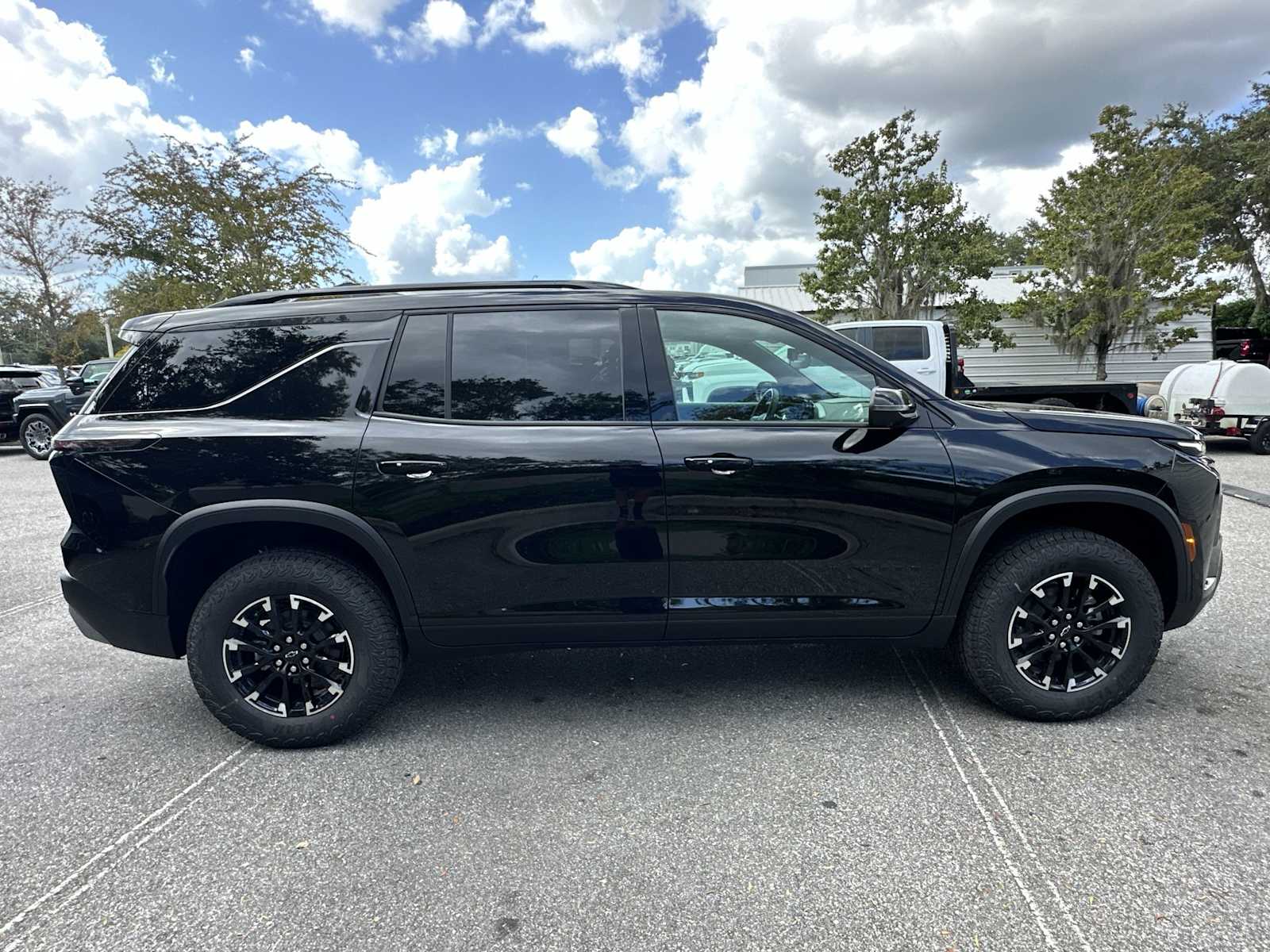 Thumbnail: 2026 Chevrolet Traverse - 7