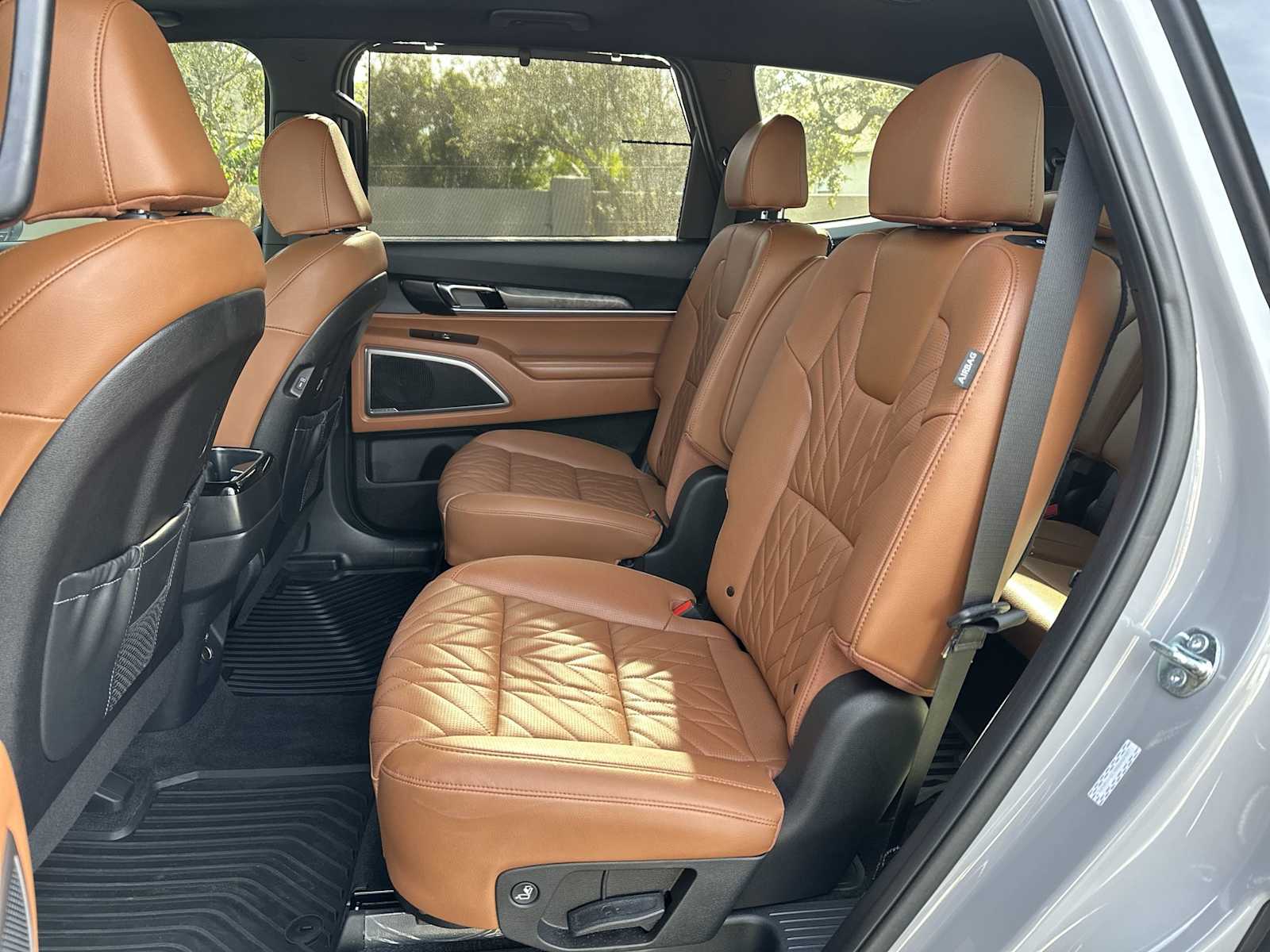 Thumbnail: 2025 Kia Telluride - 17