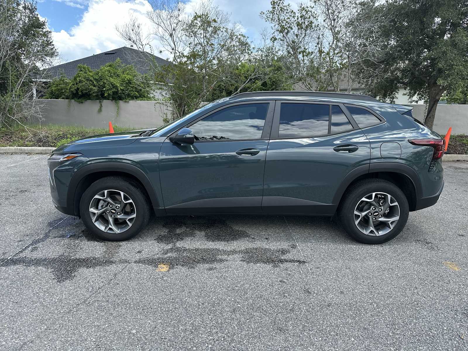 Thumbnail: 2025 Chevrolet Trax - 2