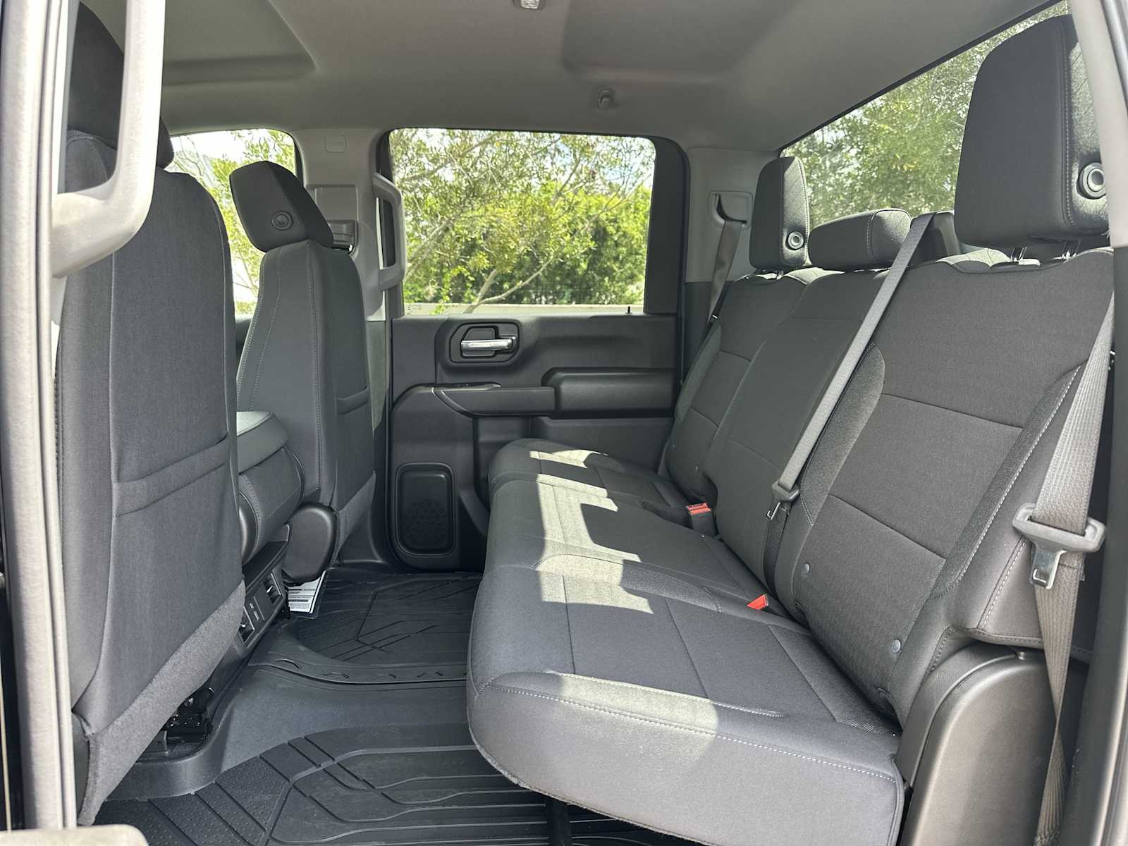 Thumbnail: 2025 Chevrolet Silverado 2500 - 17