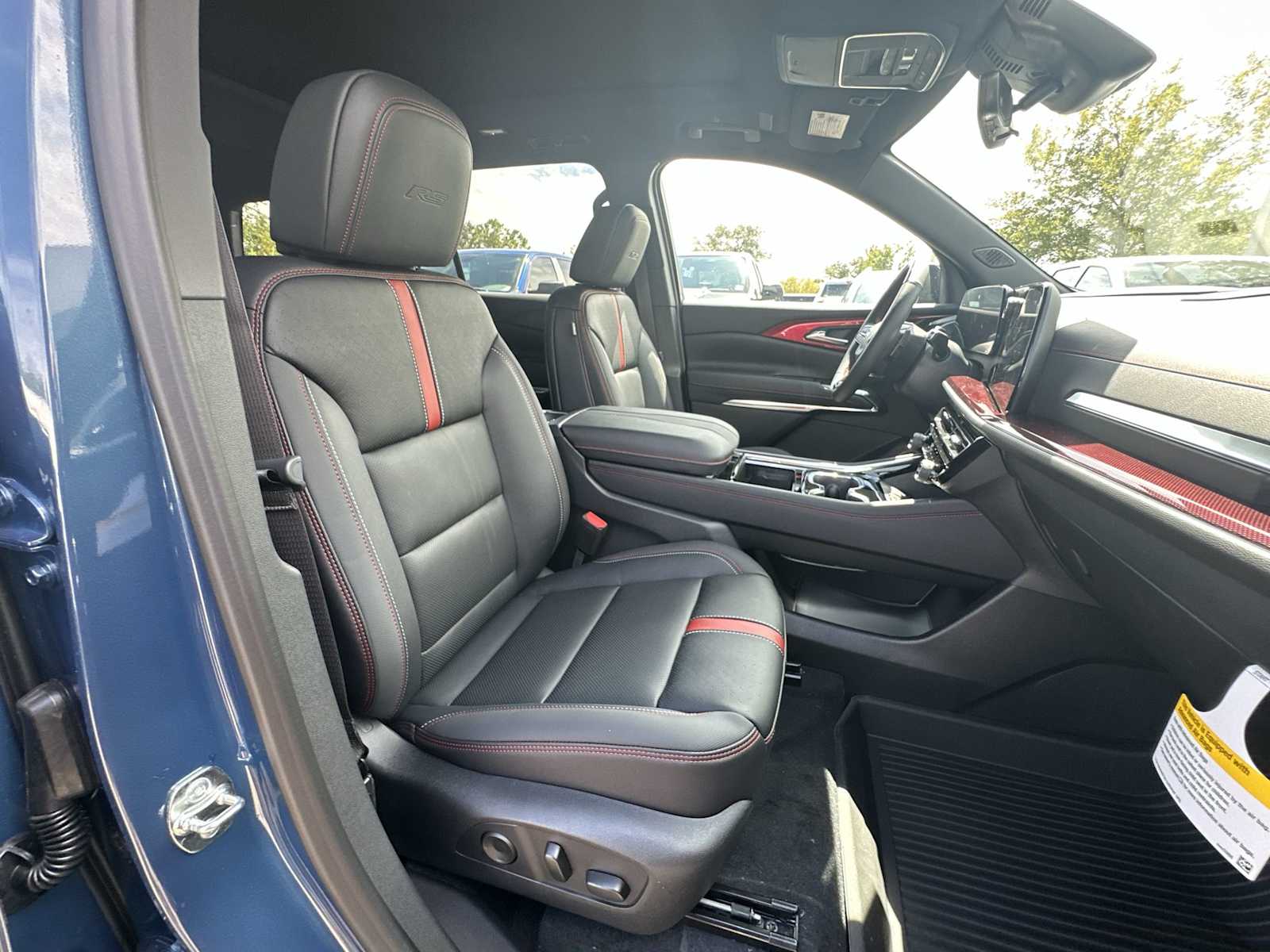 Thumbnail: 2026 Chevrolet Traverse - 19