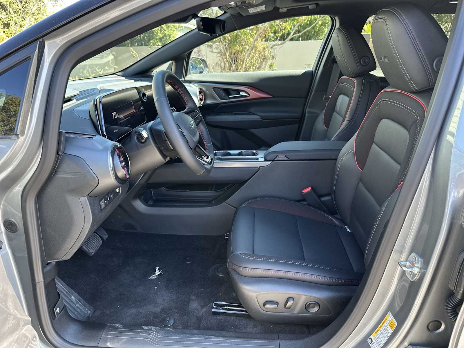 Thumbnail: 2026 Chevrolet Equinox - 15