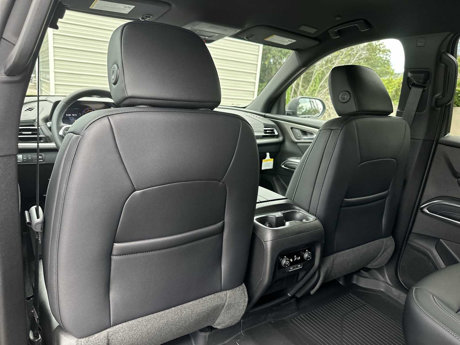 Thumbnail: 2026 Chevrolet Traverse - 16