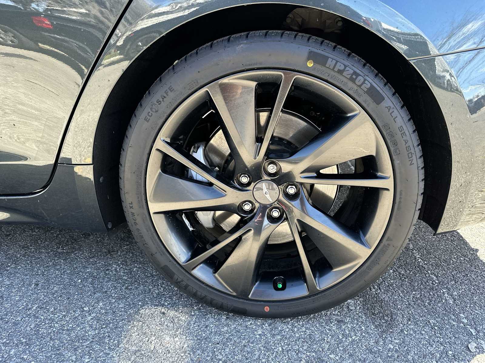 Thumbnail: 2023 Genesis G70 - 12