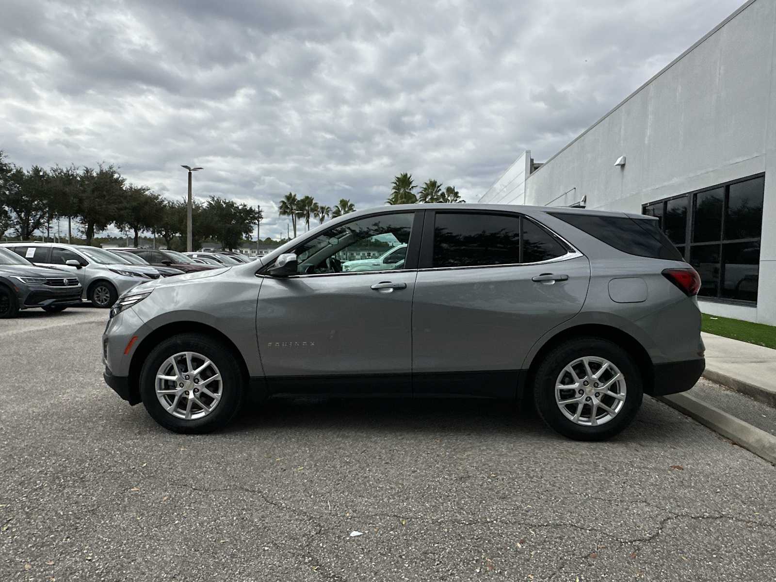 Thumbnail: 2024 Chevrolet Equinox - 3