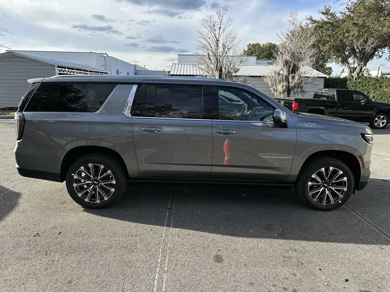 Thumbnail: 2026 Chevrolet Suburban - 7
