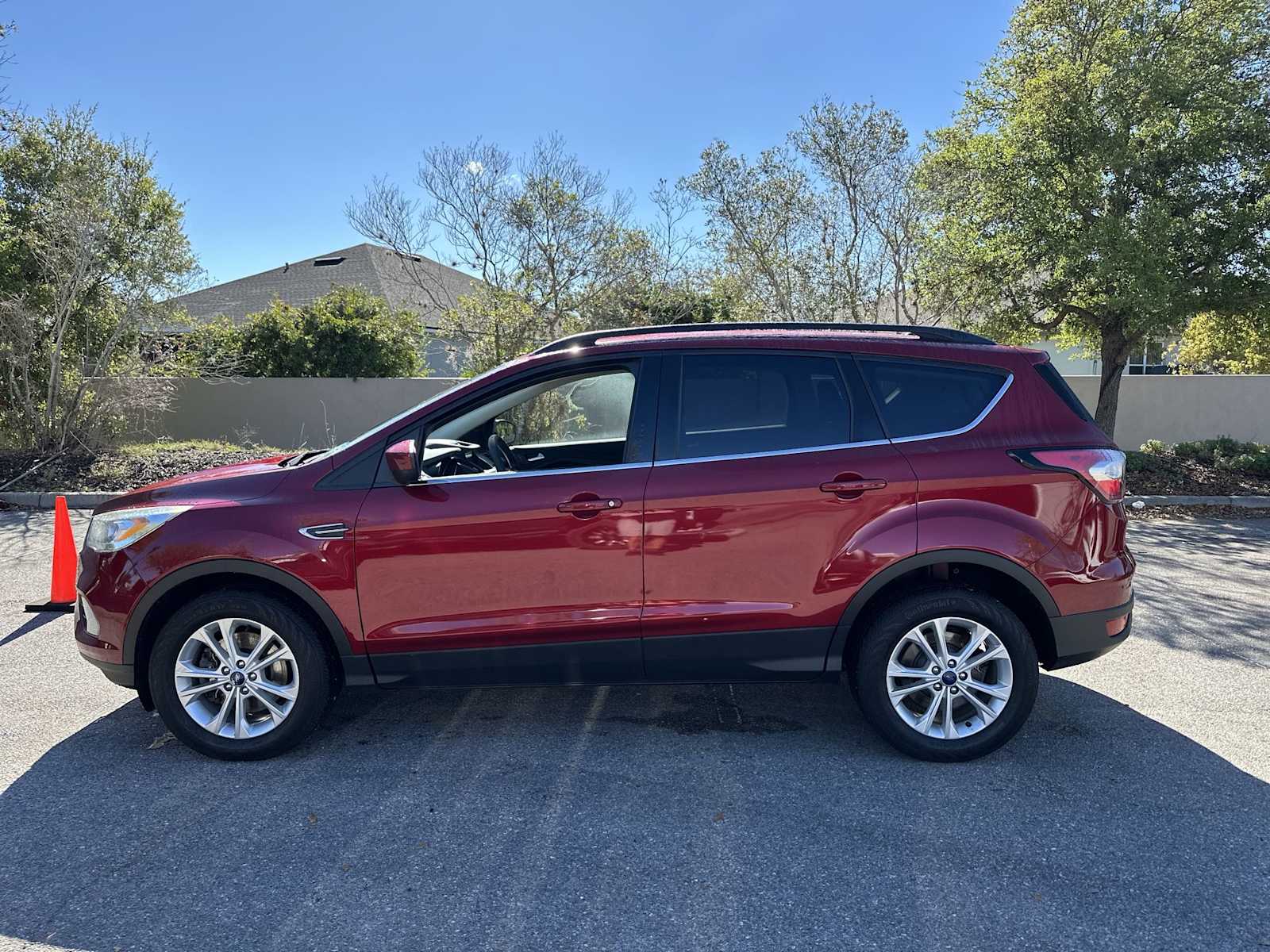 Thumbnail: 2017 Ford Escape - 4