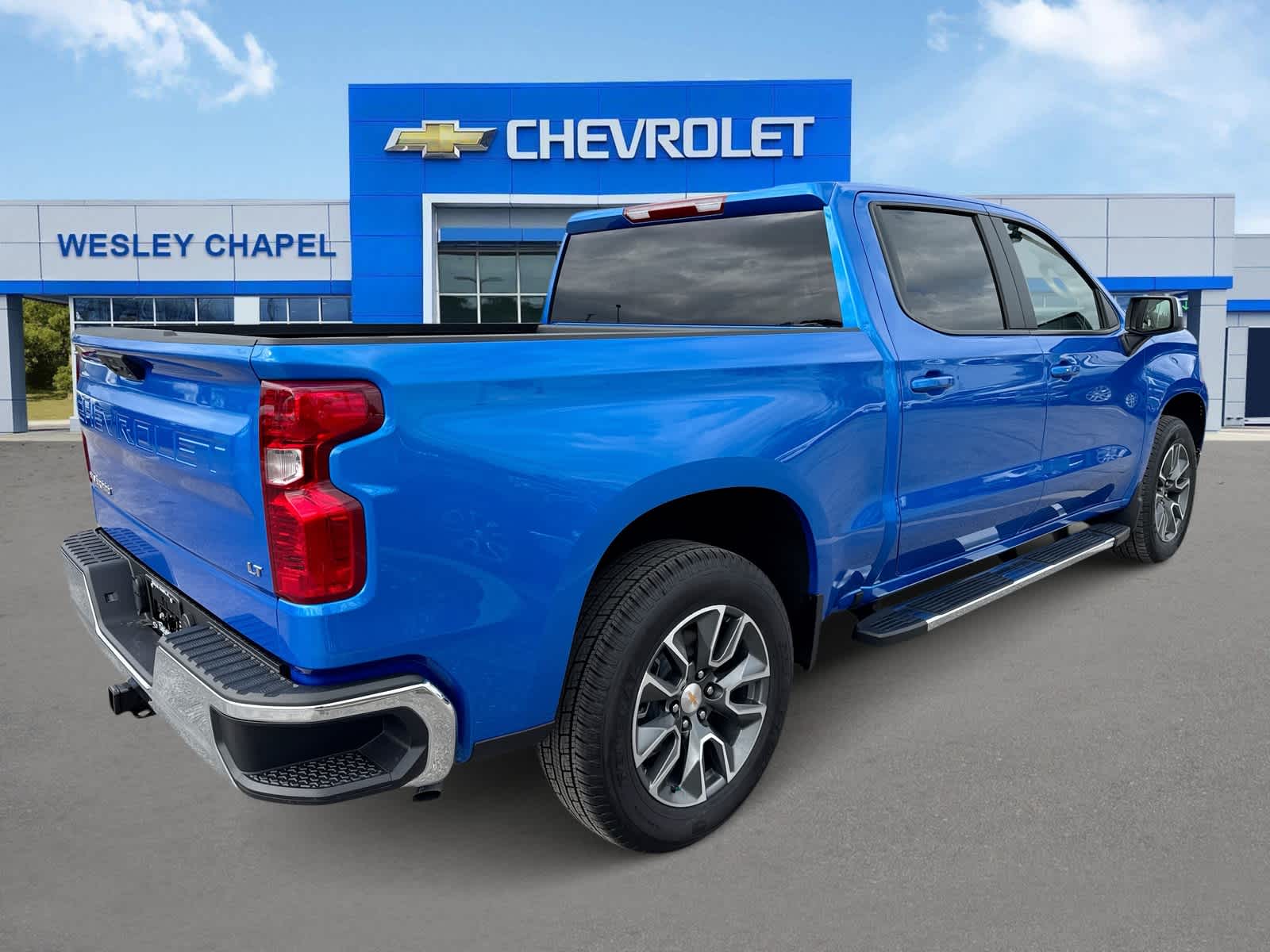 2025 Chevrolet Silverado 1500 LT 8