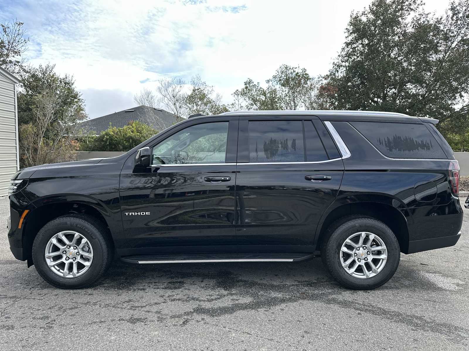 Thumbnail: 2026 Chevrolet Tahoe - 3