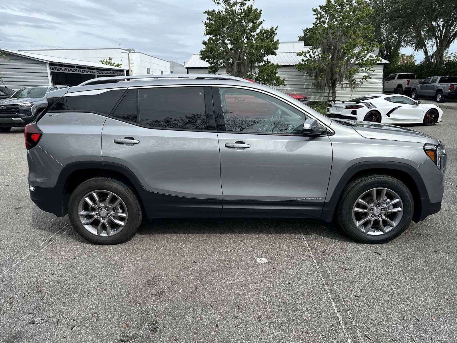 Thumbnail: 2024 GMC Terrain - 15