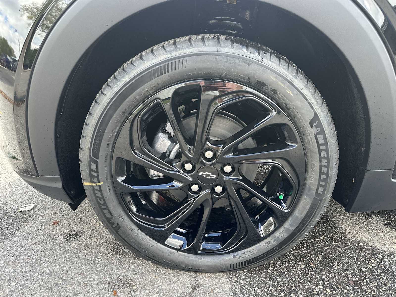 Thumbnail: 2027 Chevrolet Bolt EV - 12