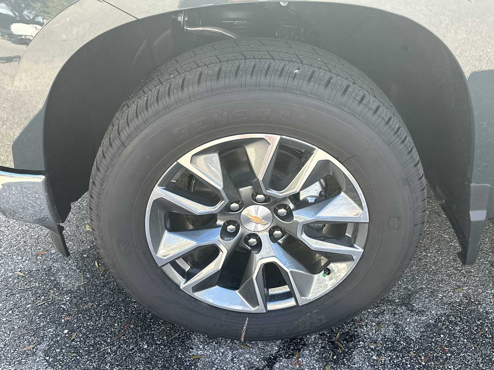 Thumbnail: 2026 Chevrolet Silverado 1500 - 12