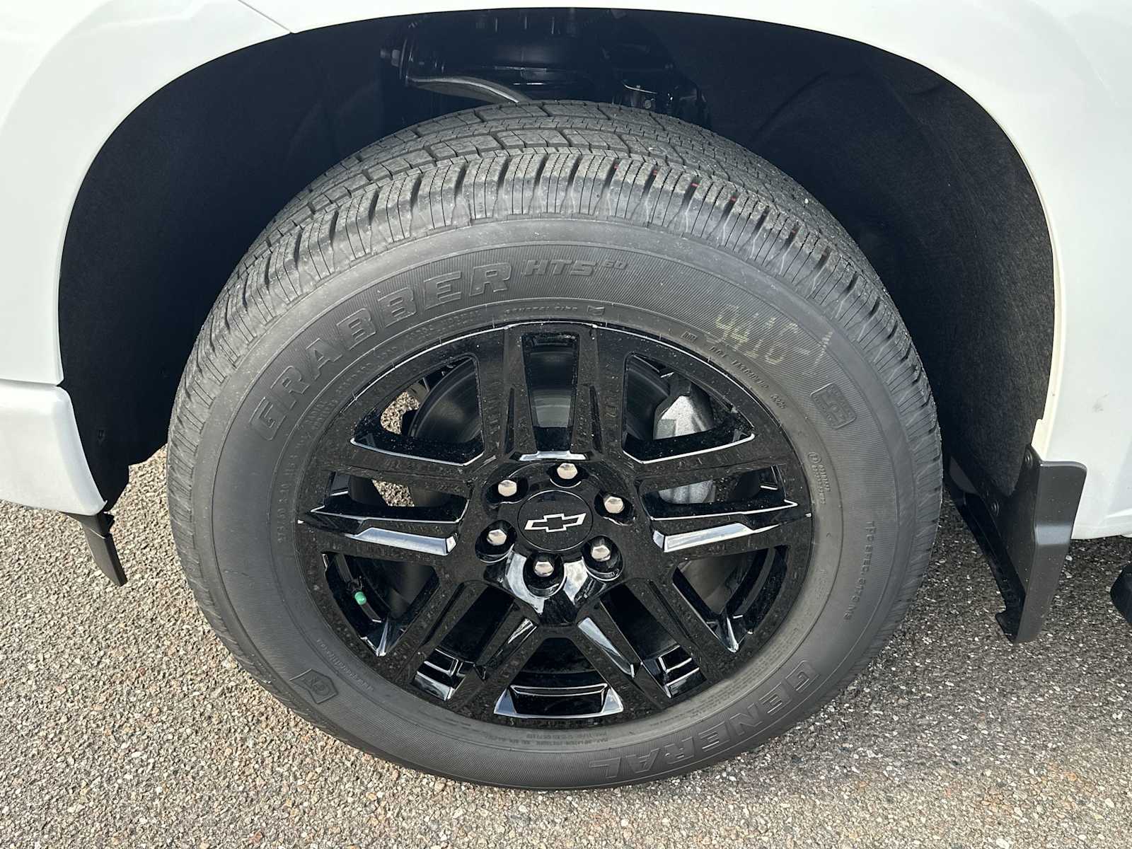 Thumbnail: 2026 Chevrolet Silverado 1500 - 12