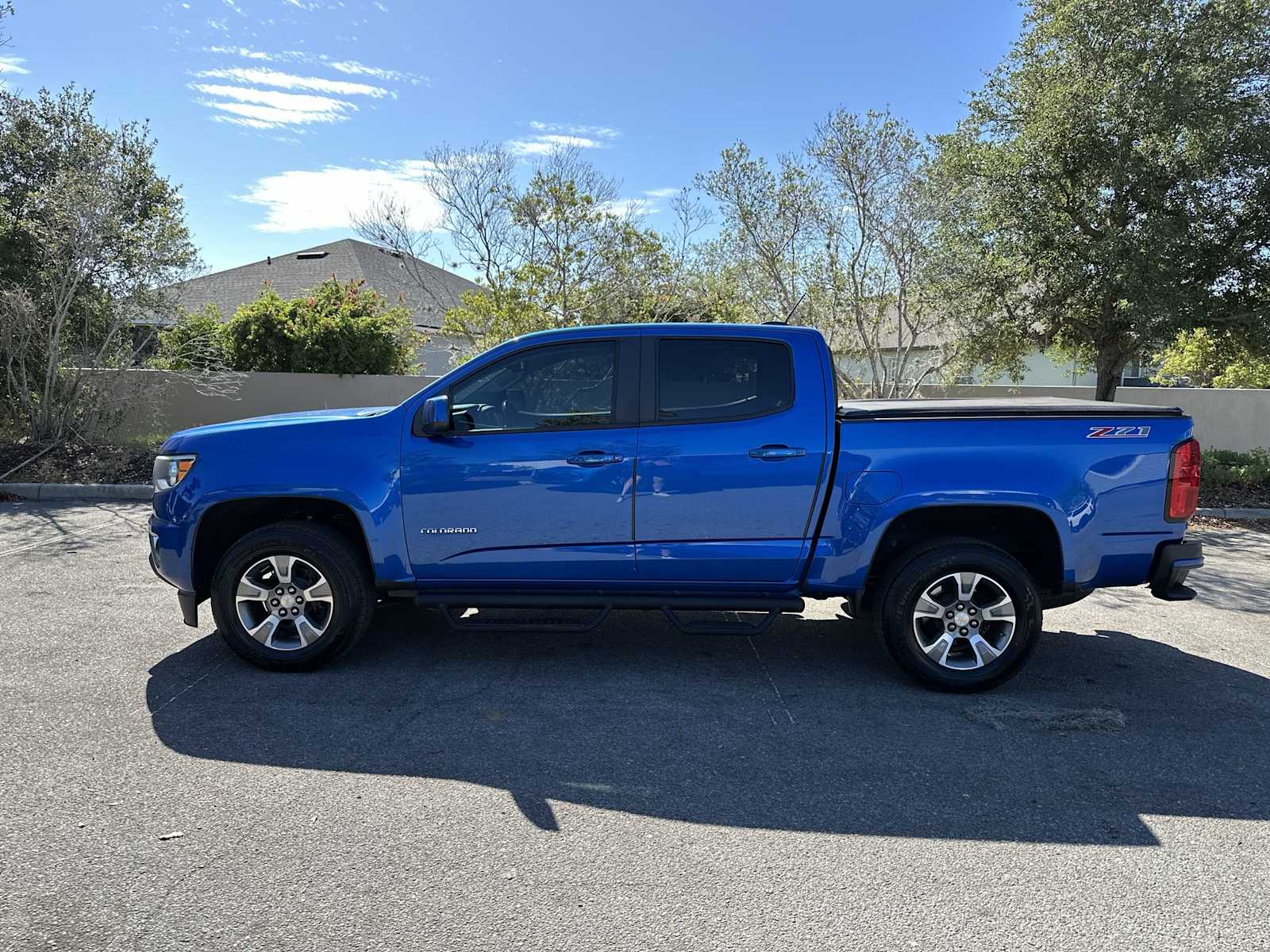 Thumbnail: 2019 Chevrolet Colorado - 3