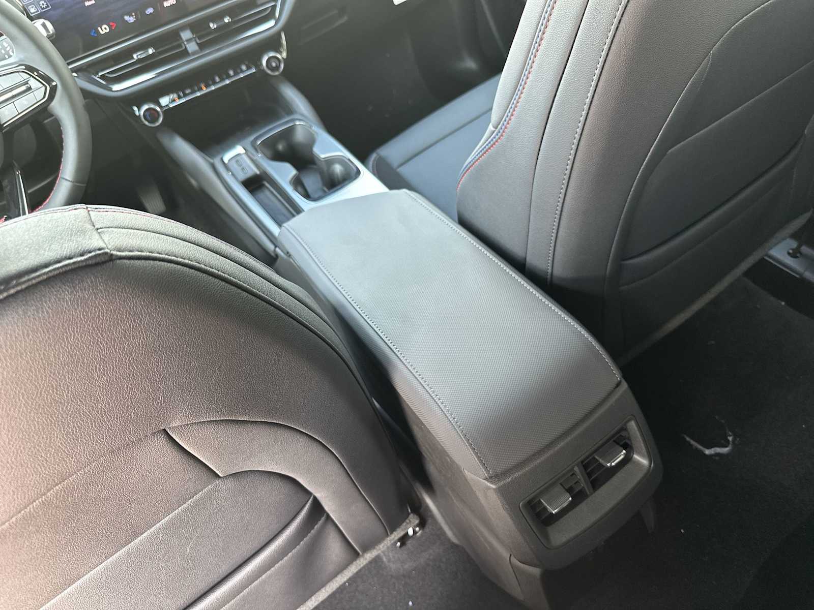 Thumbnail: 2025 Chevrolet Equinox - 21