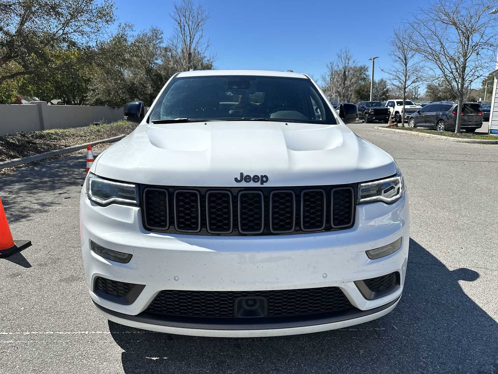 Thumbnail: 2020 Jeep Grand Cherokee - 9