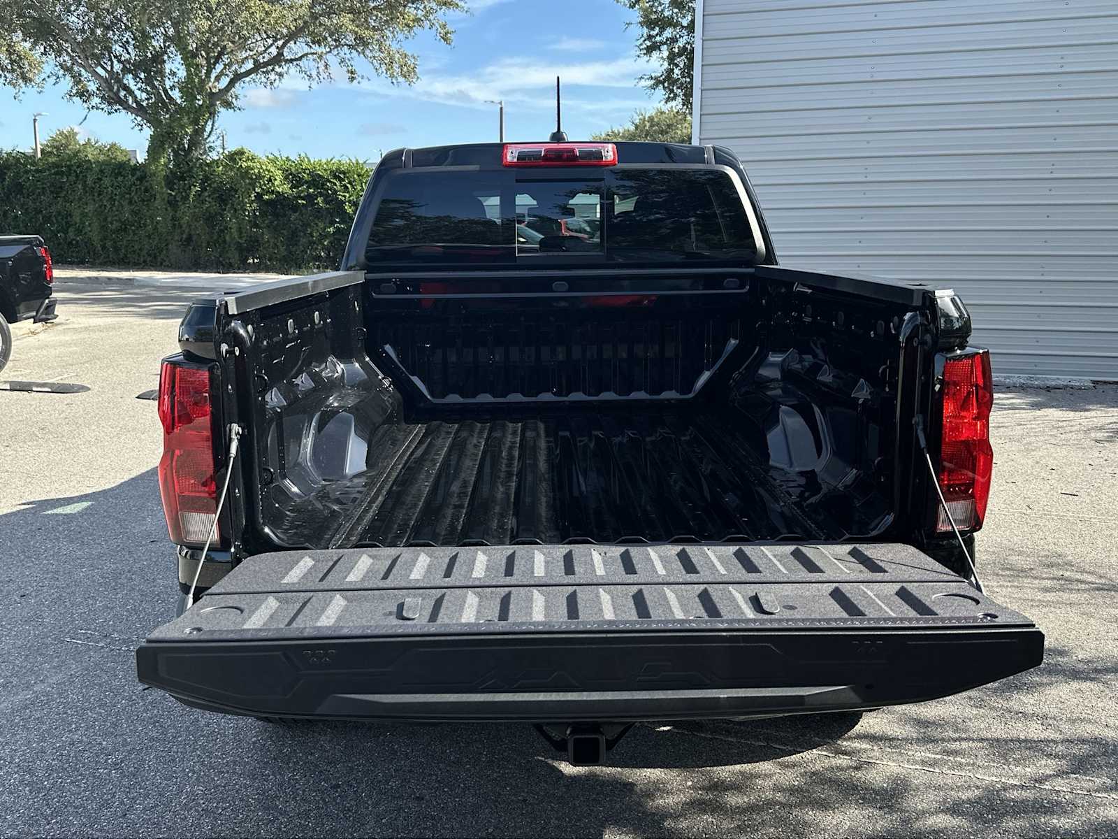 Thumbnail: 2026 Chevrolet Colorado - 25