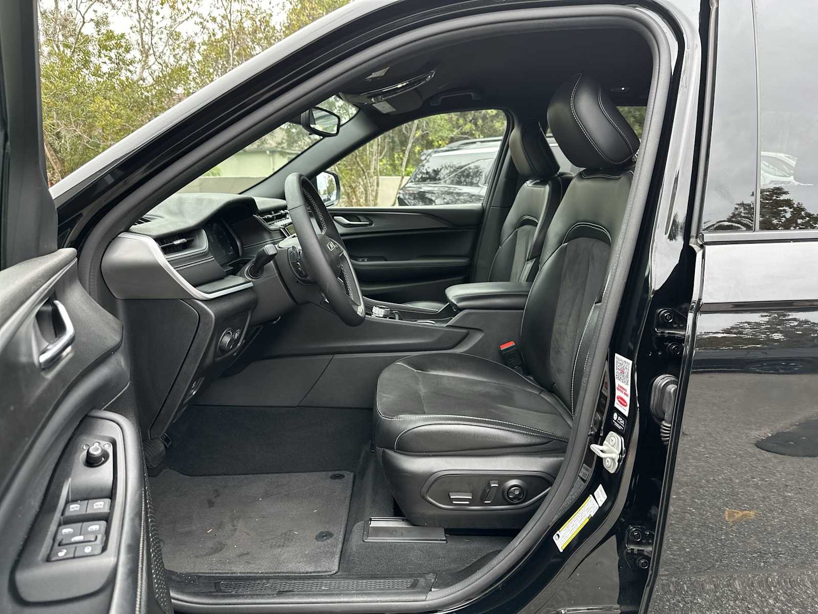 Thumbnail: 2024 Jeep Grand Cherokee - 2