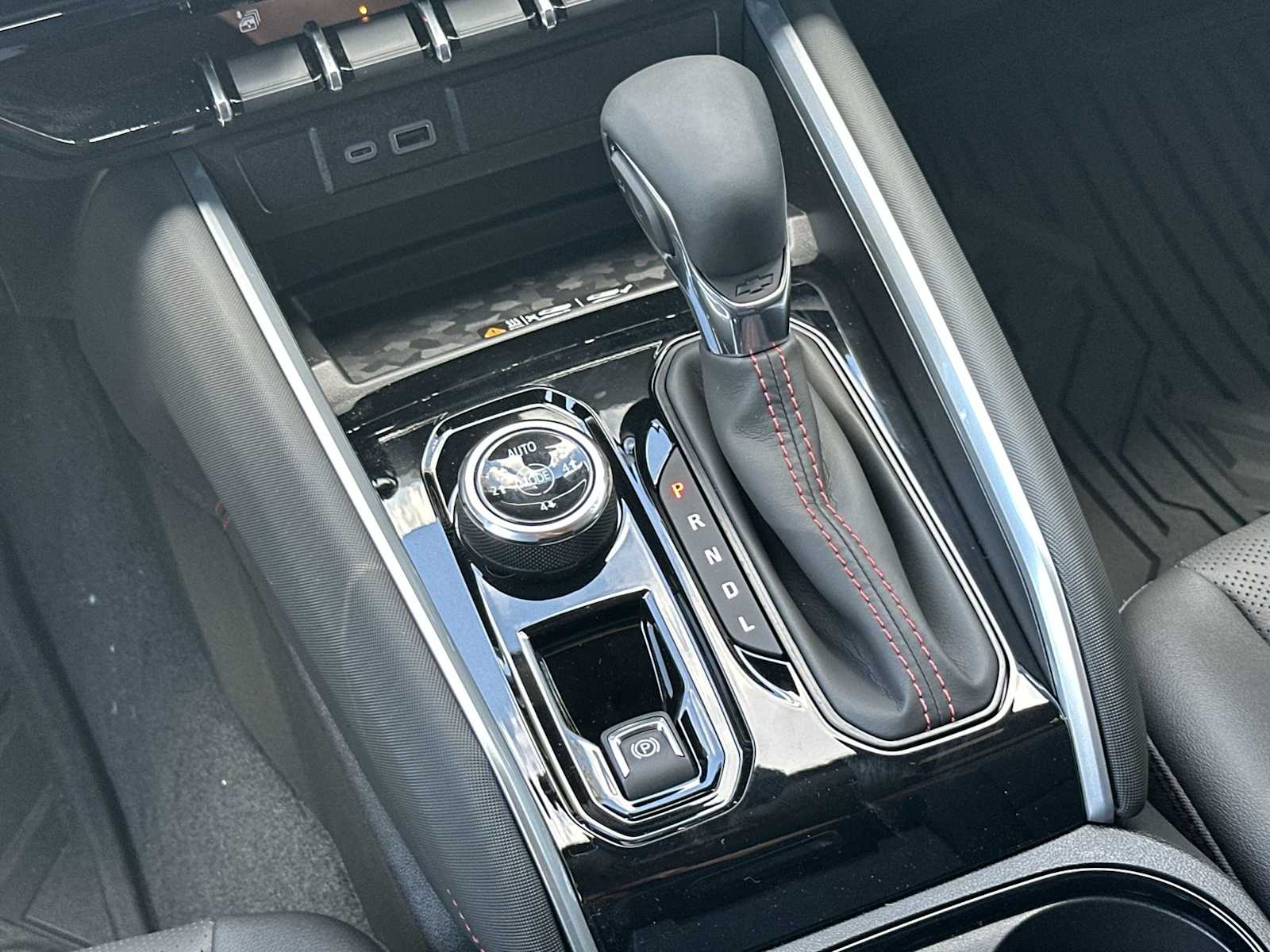 Thumbnail: 2026 Chevrolet Colorado - 23