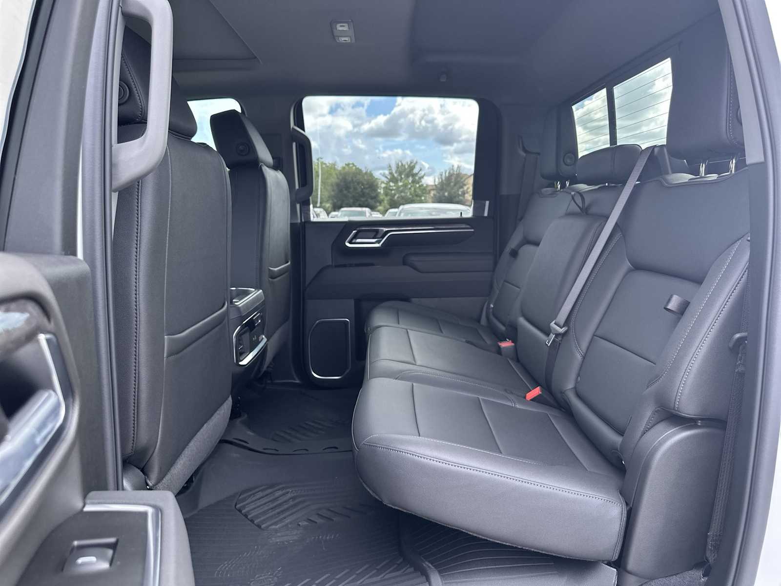 Thumbnail: 2026 Chevrolet Silverado 2500 - 17