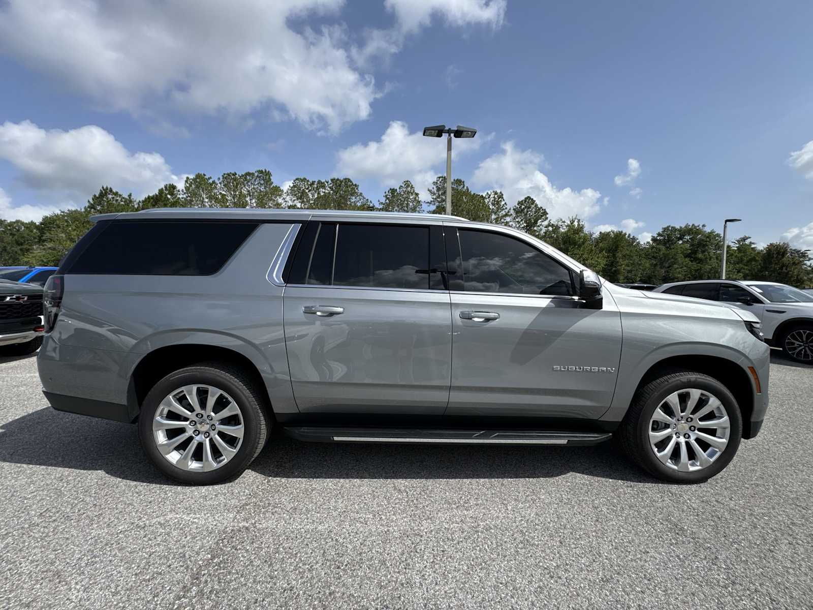 Thumbnail: 2025 Chevrolet Suburban - 7