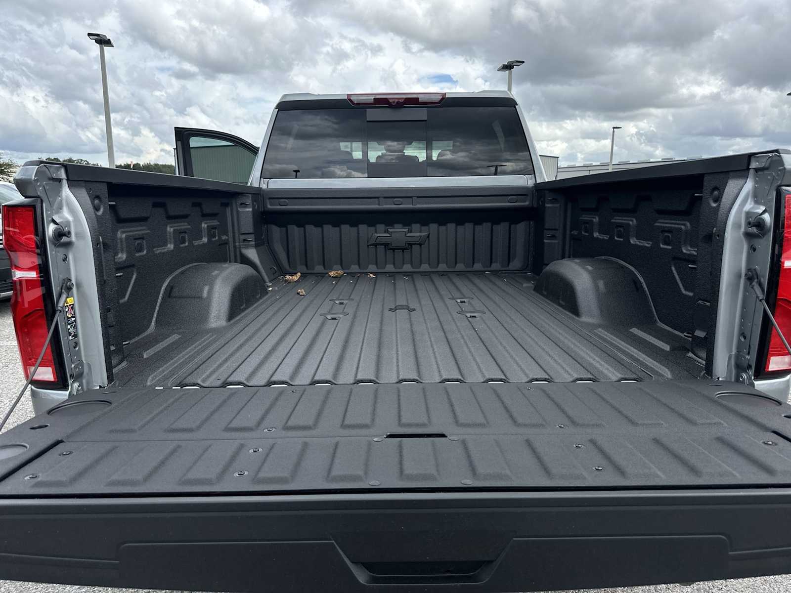 Thumbnail: 2026 Chevrolet Silverado 2500 - 25