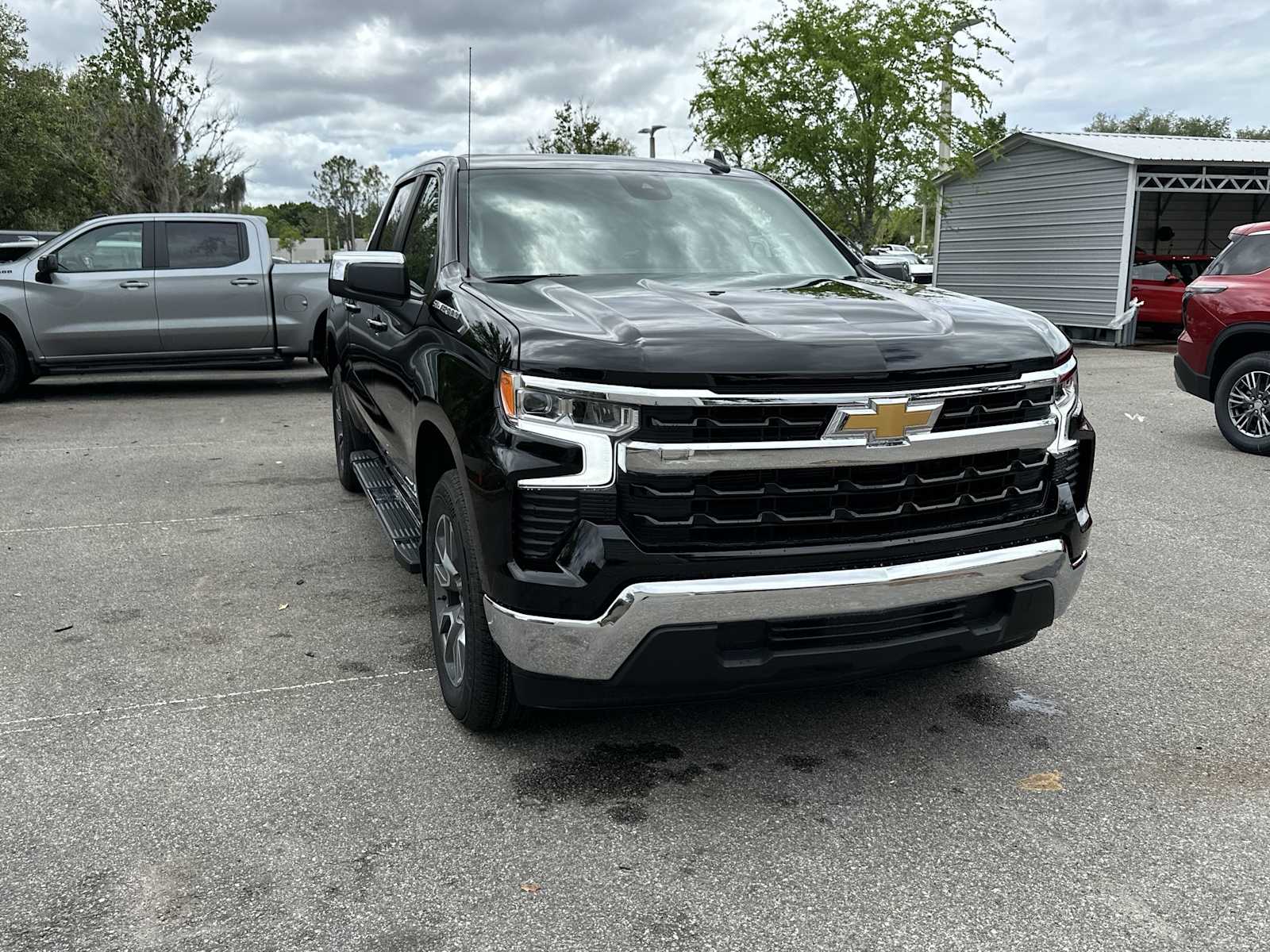 Thumbnail: 2026 Chevrolet Silverado 1500 - 9