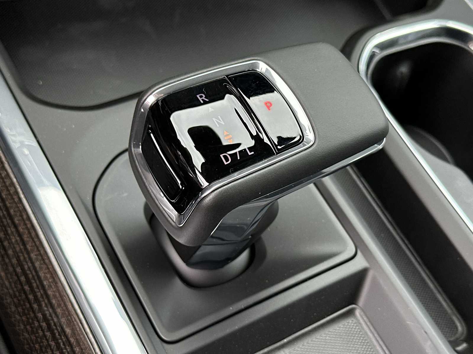 Thumbnail: 2026 Chevrolet Silverado 1500 - 24