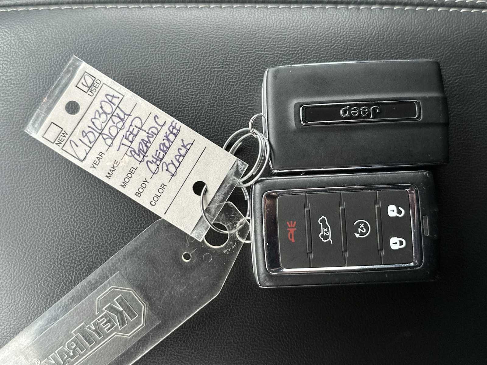 Thumbnail: 2024 Jeep Grand Cherokee - 26