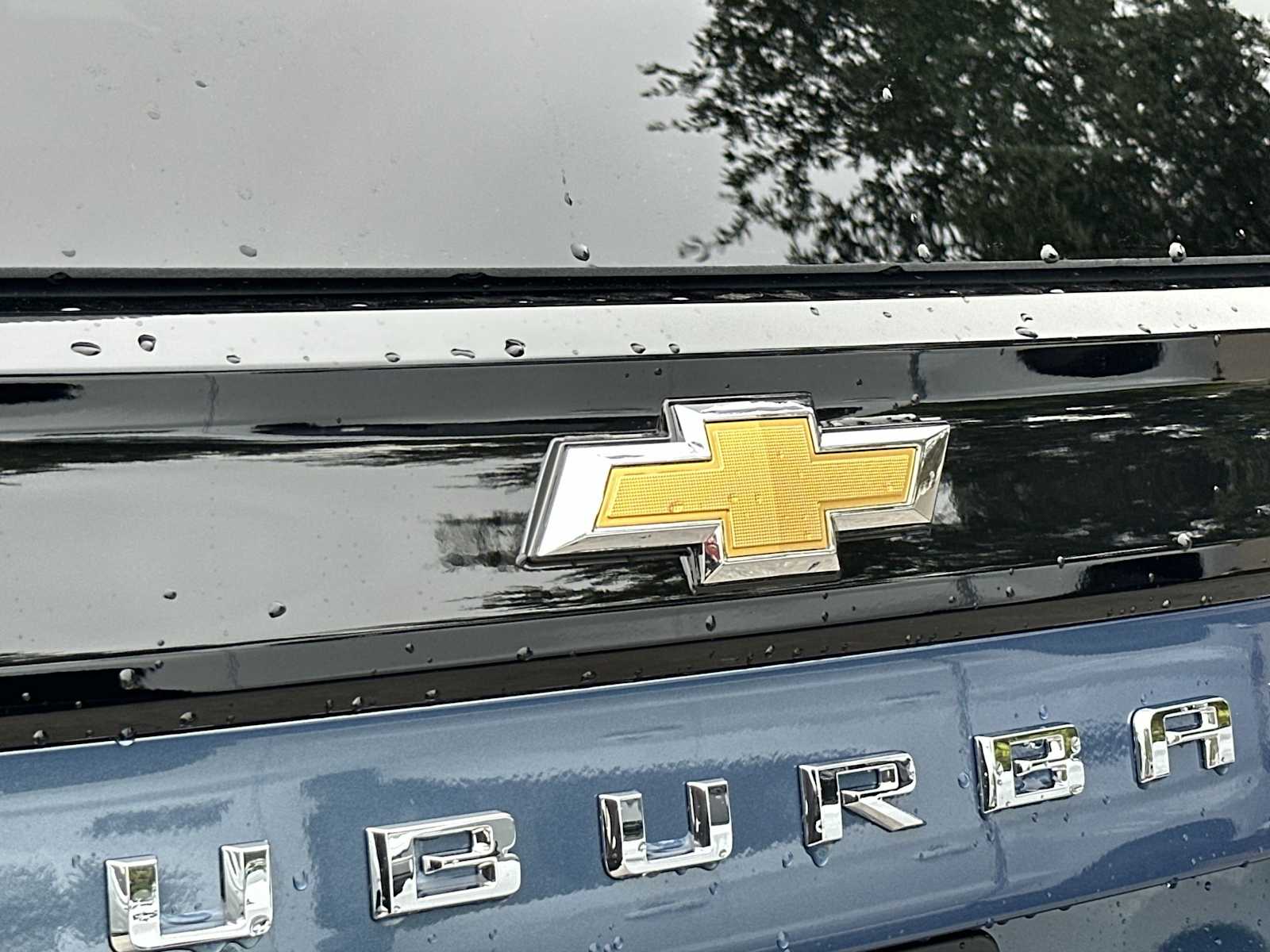 Thumbnail: 2026 Chevrolet Suburban - 10