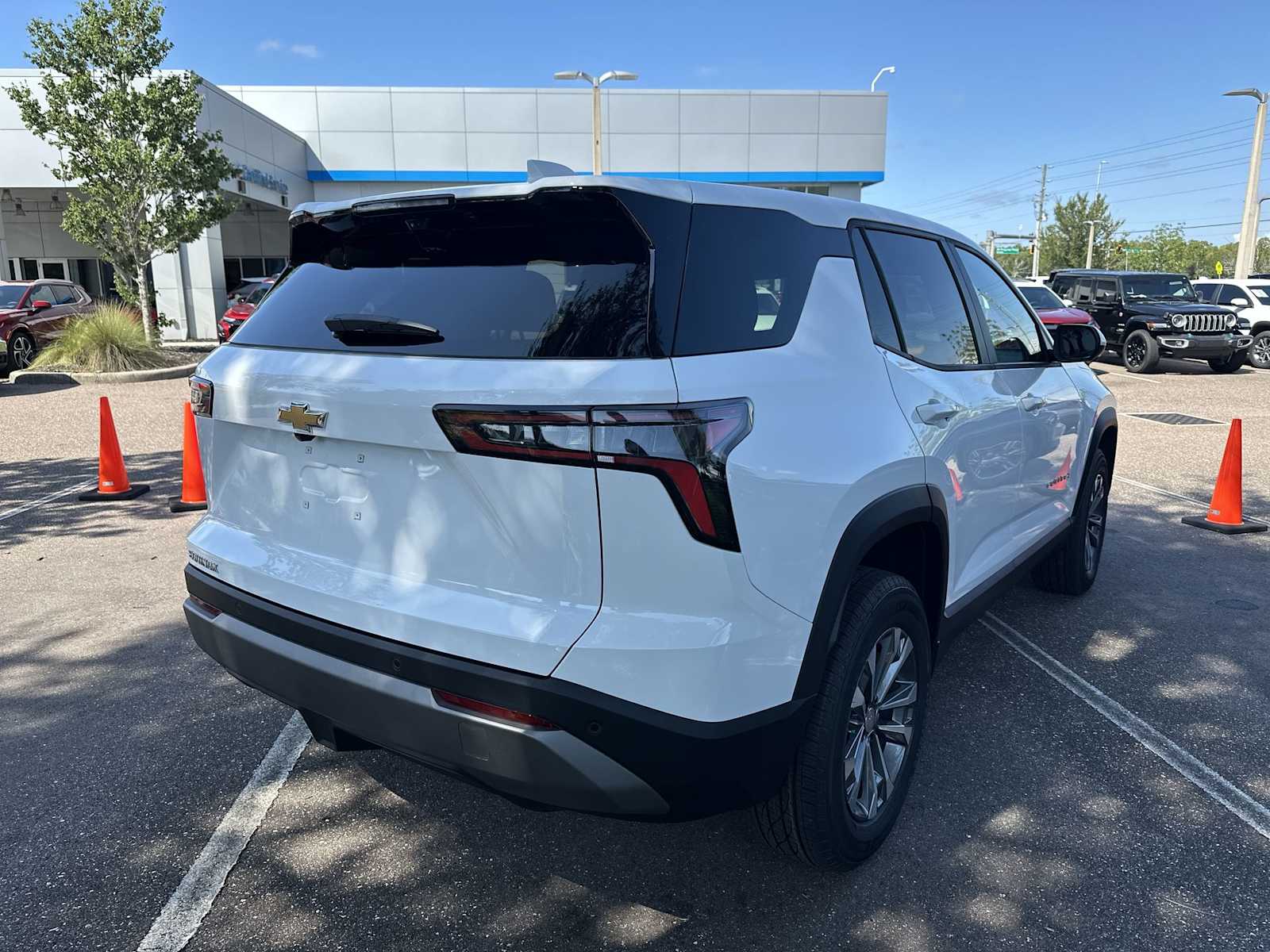 Thumbnail: 2026 Chevrolet Equinox - 6