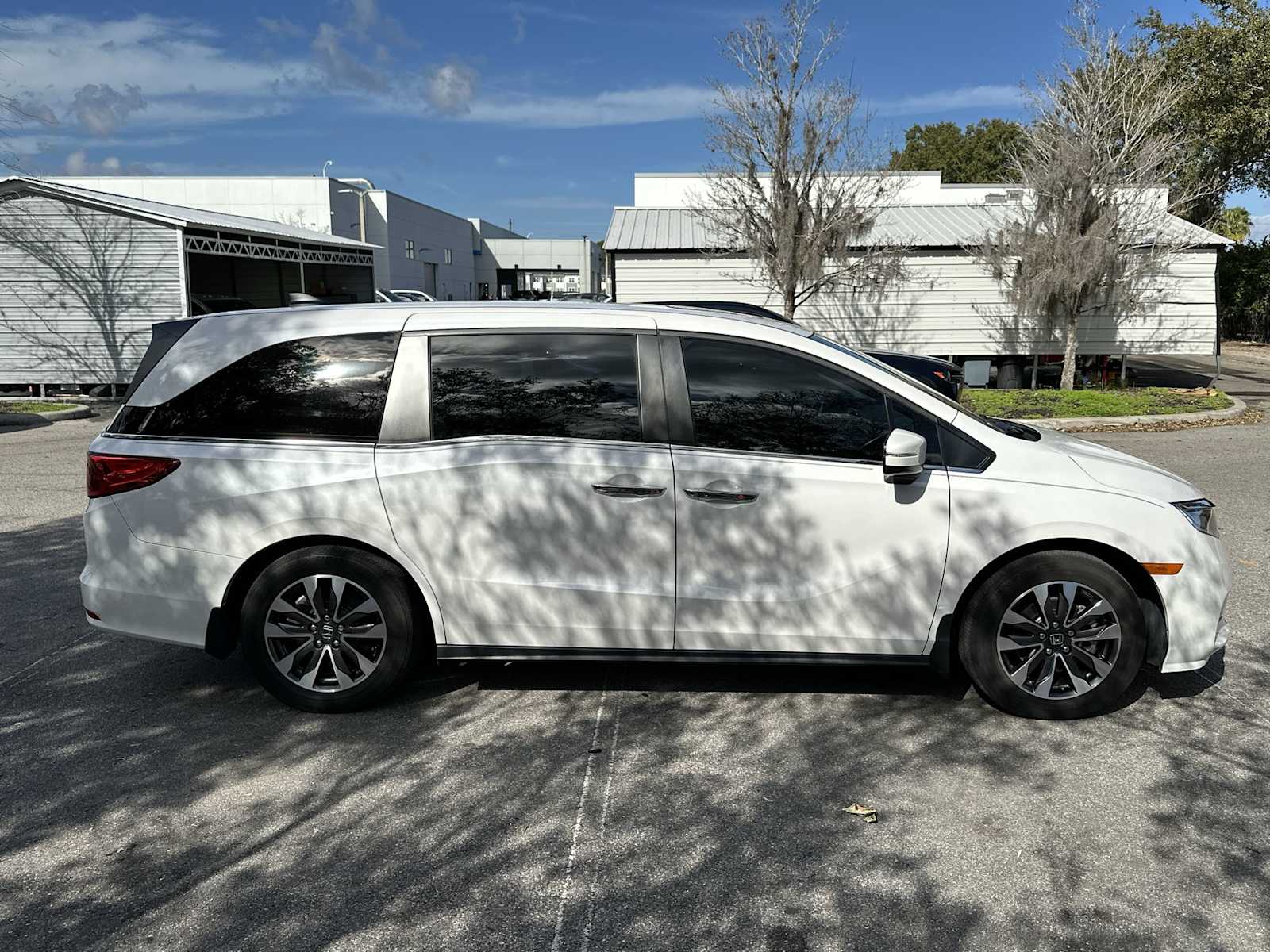 Thumbnail: 2023 Honda Odyssey - 7