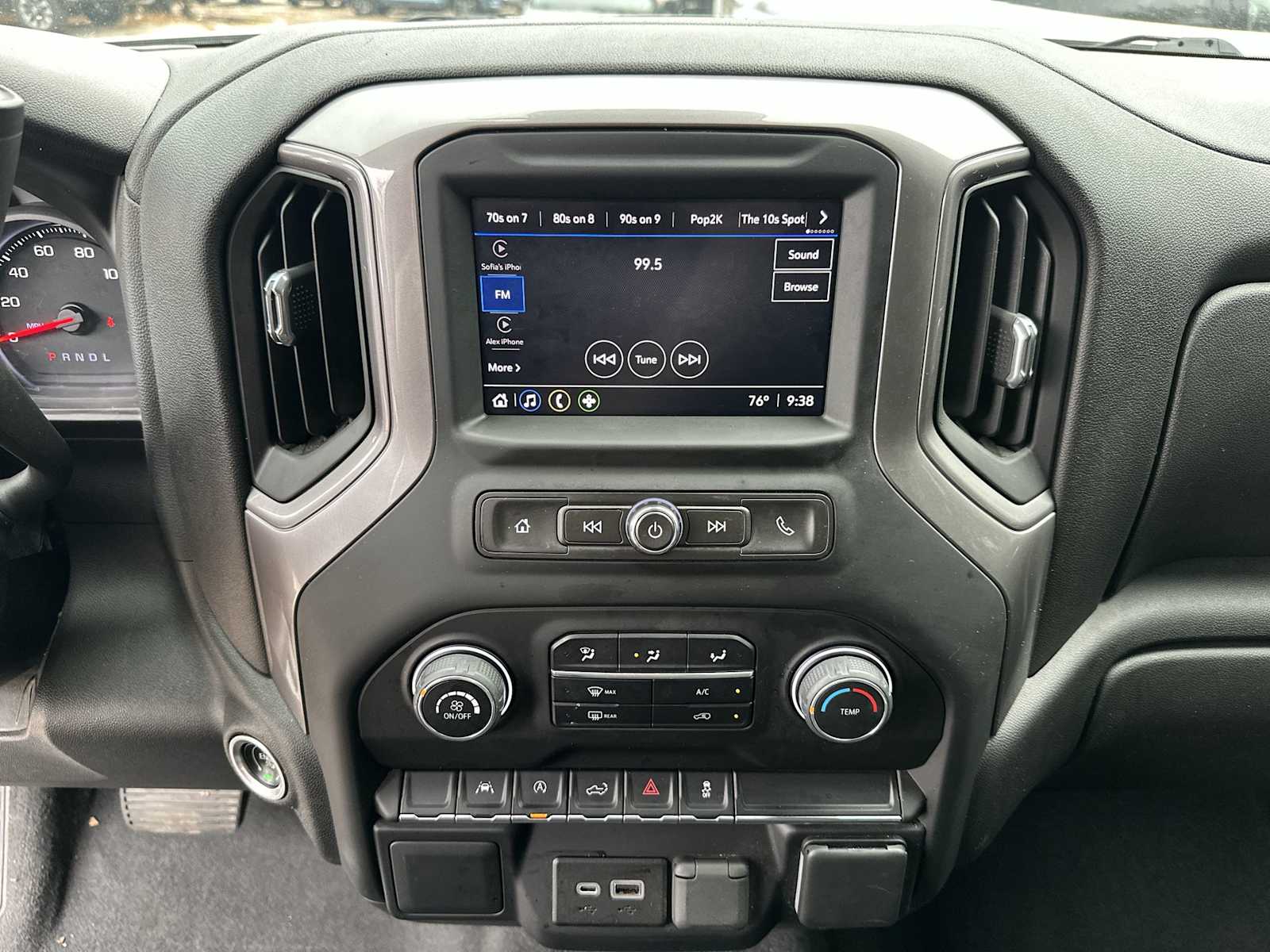 Thumbnail: 2022 Chevrolet Silverado 1500 - 21