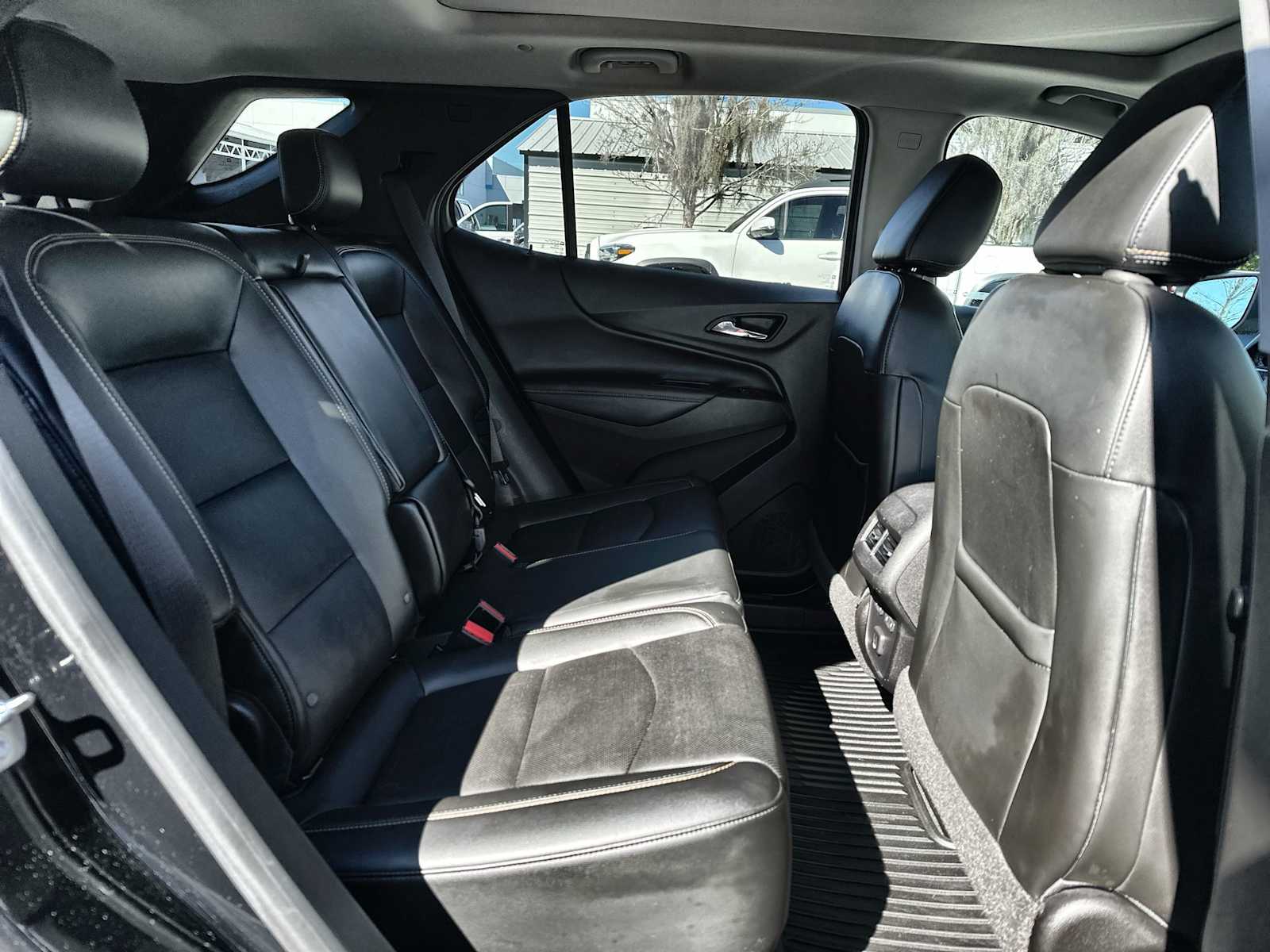 Thumbnail: 2019 Chevrolet Equinox - 19