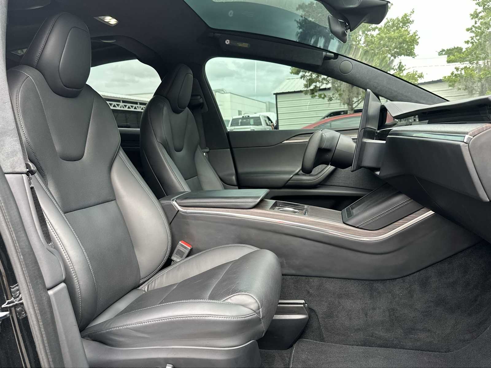 Thumbnail: 2023 Tesla Model X - 19