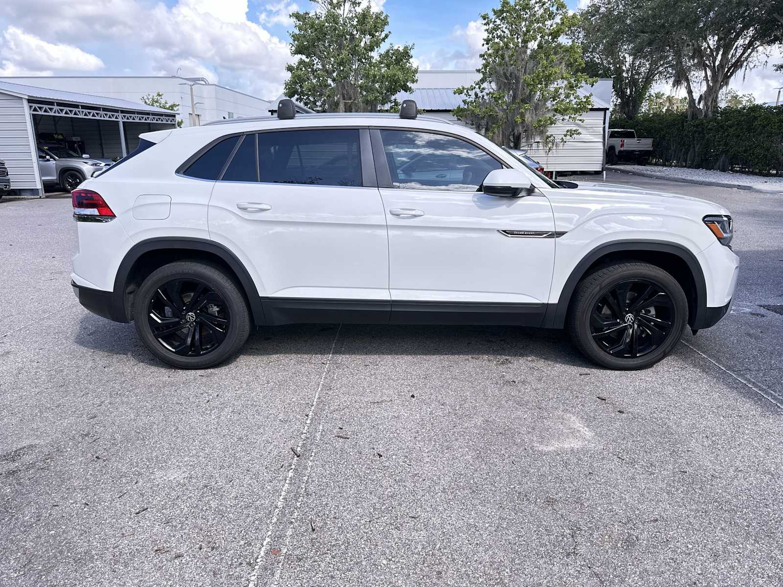 Thumbnail: 2022 Volkswagen Atlas - 7