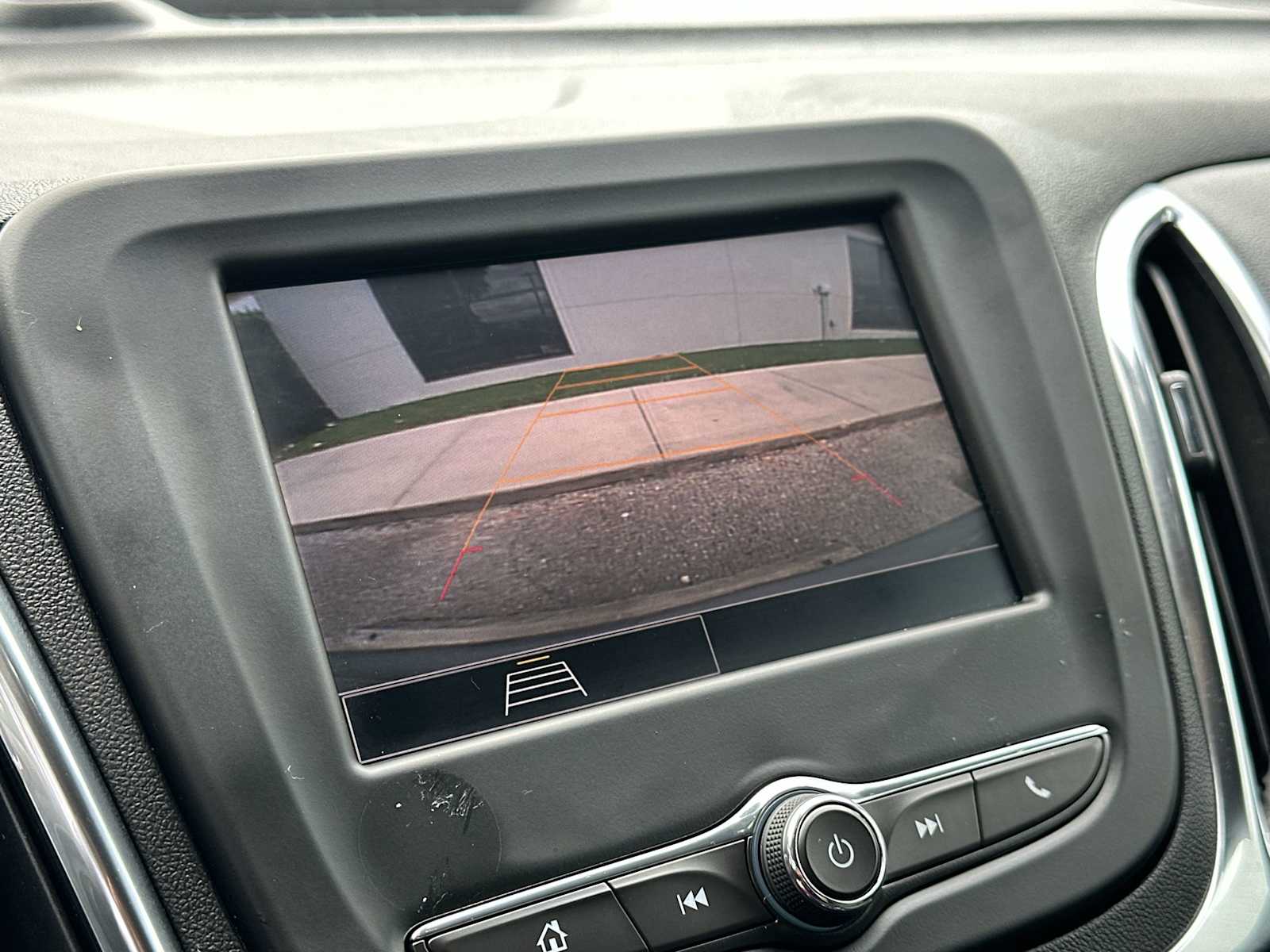 Thumbnail: 2024 Chevrolet Equinox - 23