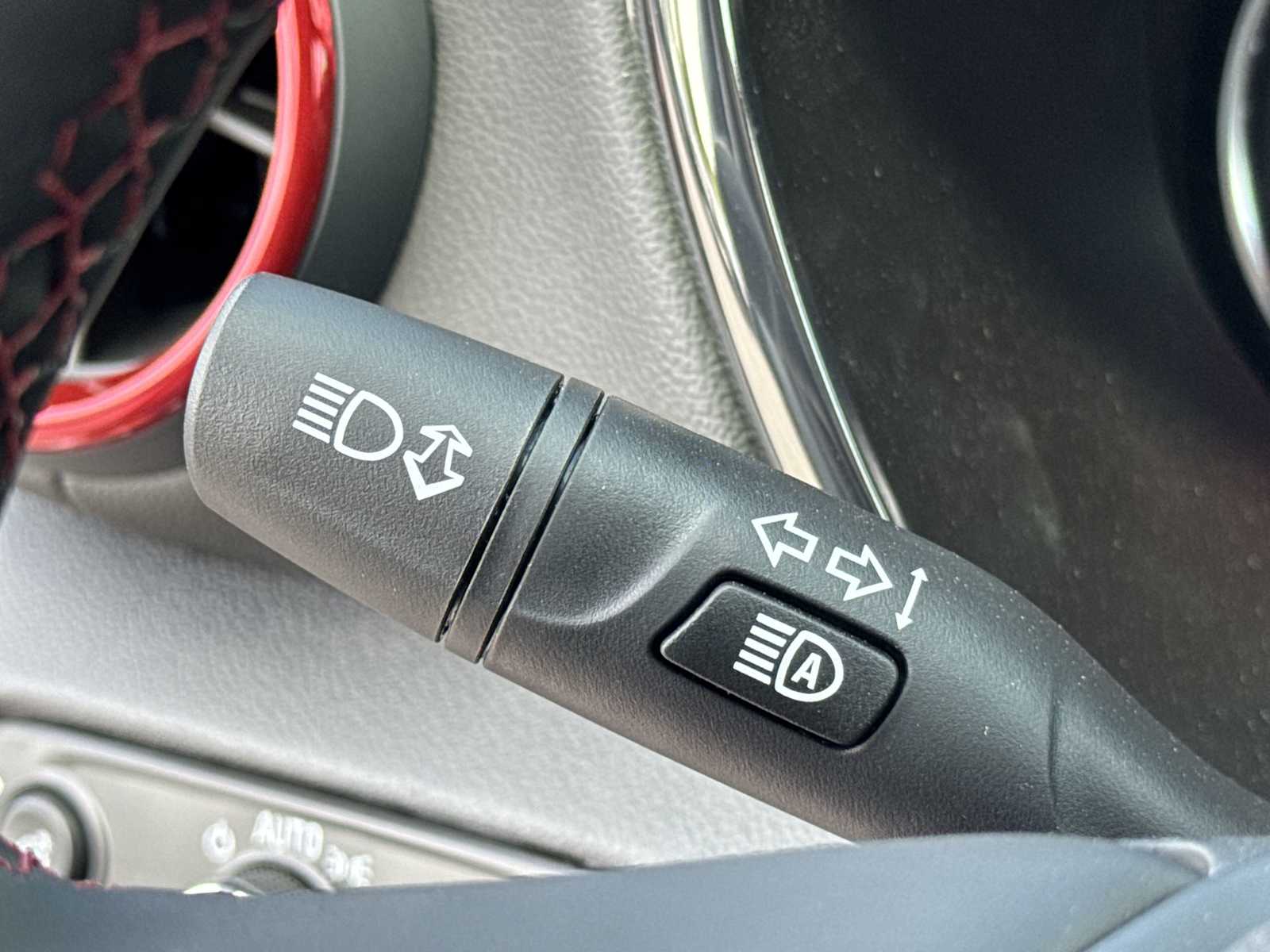 Thumbnail: 2025 Chevrolet Blazer - 30