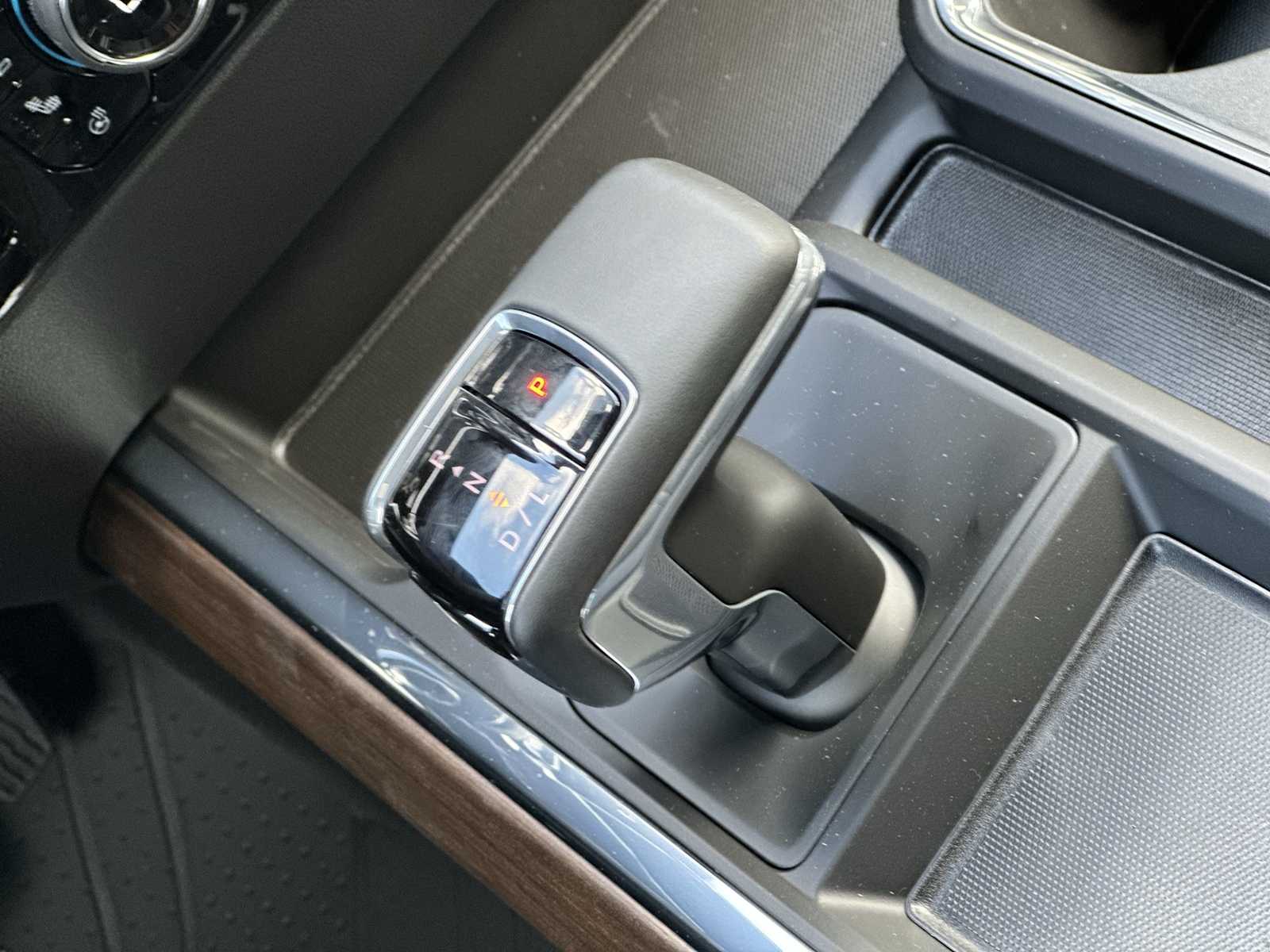 Thumbnail: 2026 Chevrolet Silverado 1500 - 23