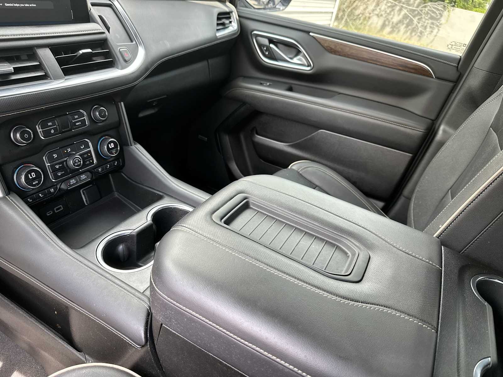 Thumbnail: 2023 Chevrolet Suburban - 20