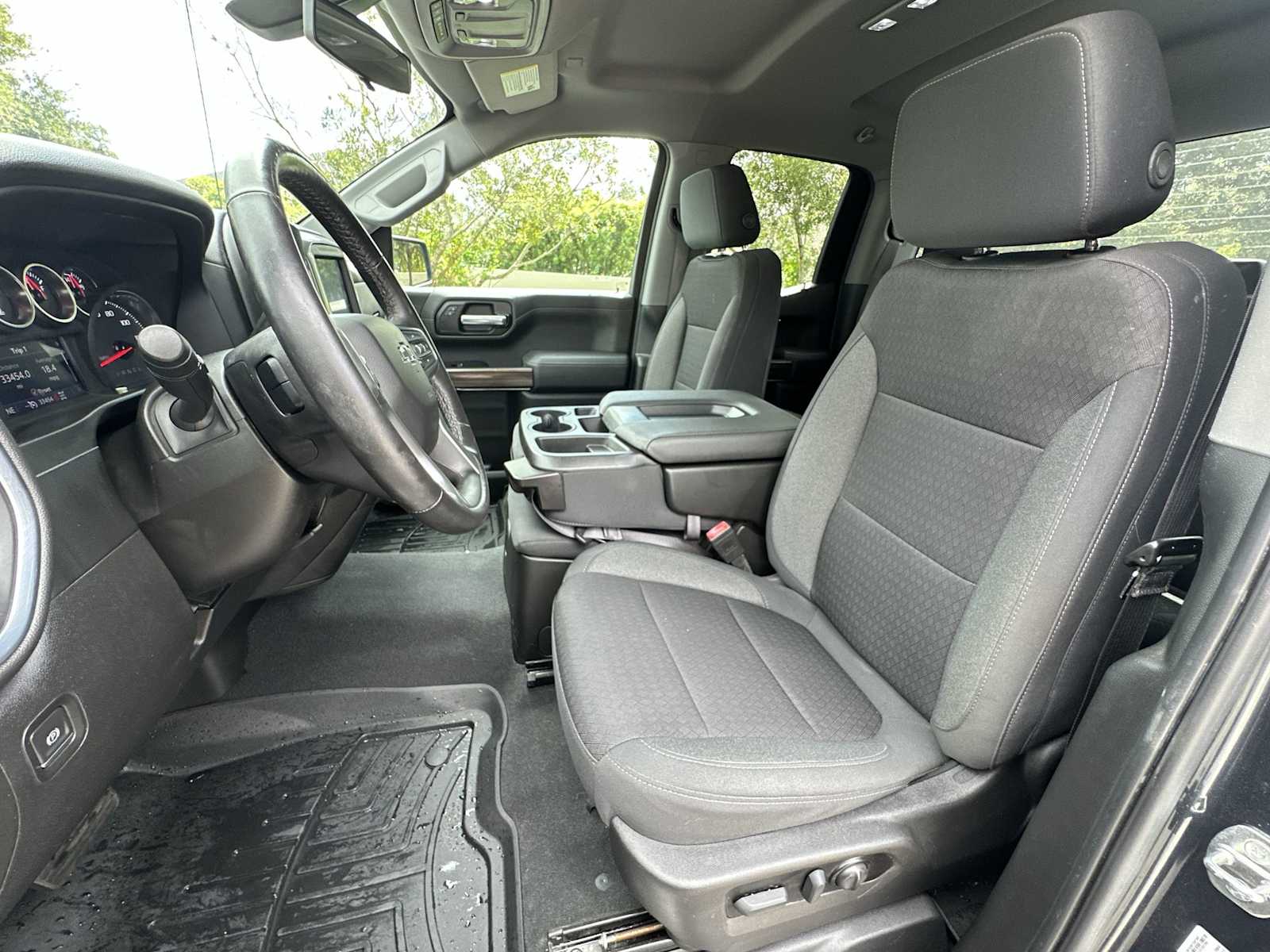 Thumbnail: 2022 Chevrolet Silverado 1500 - 15