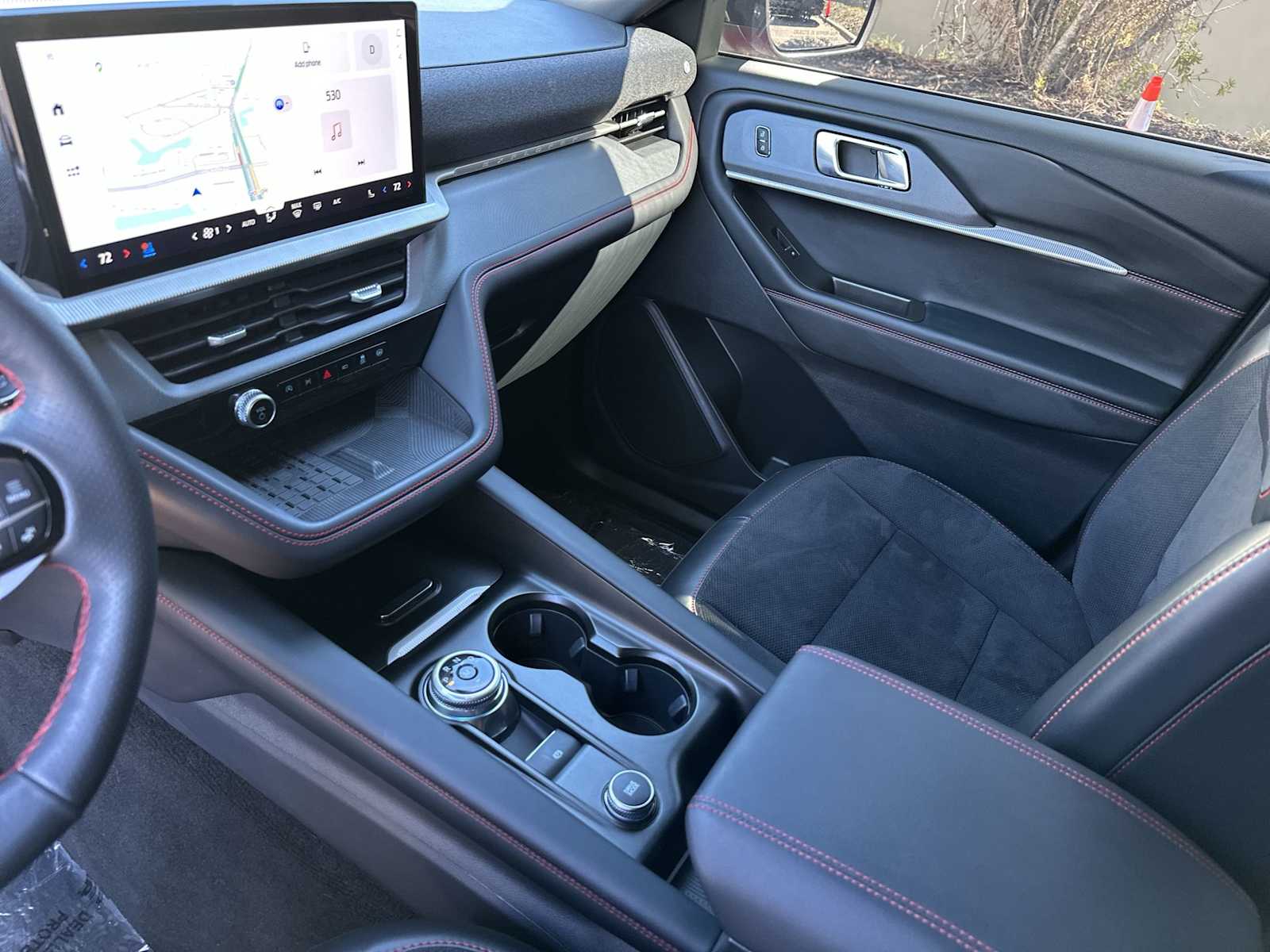 Thumbnail: 2025 Ford Explorer - 21