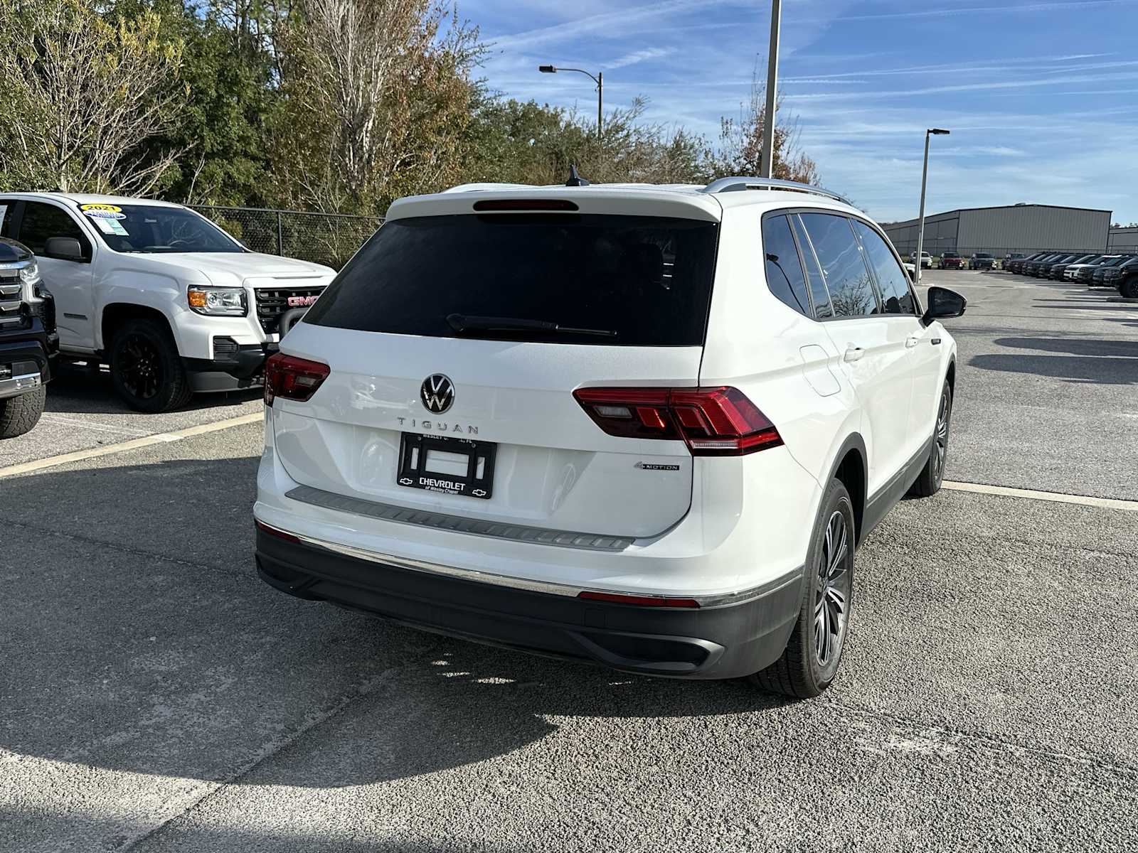 Thumbnail: 2024 Volkswagen Tiguan - 6