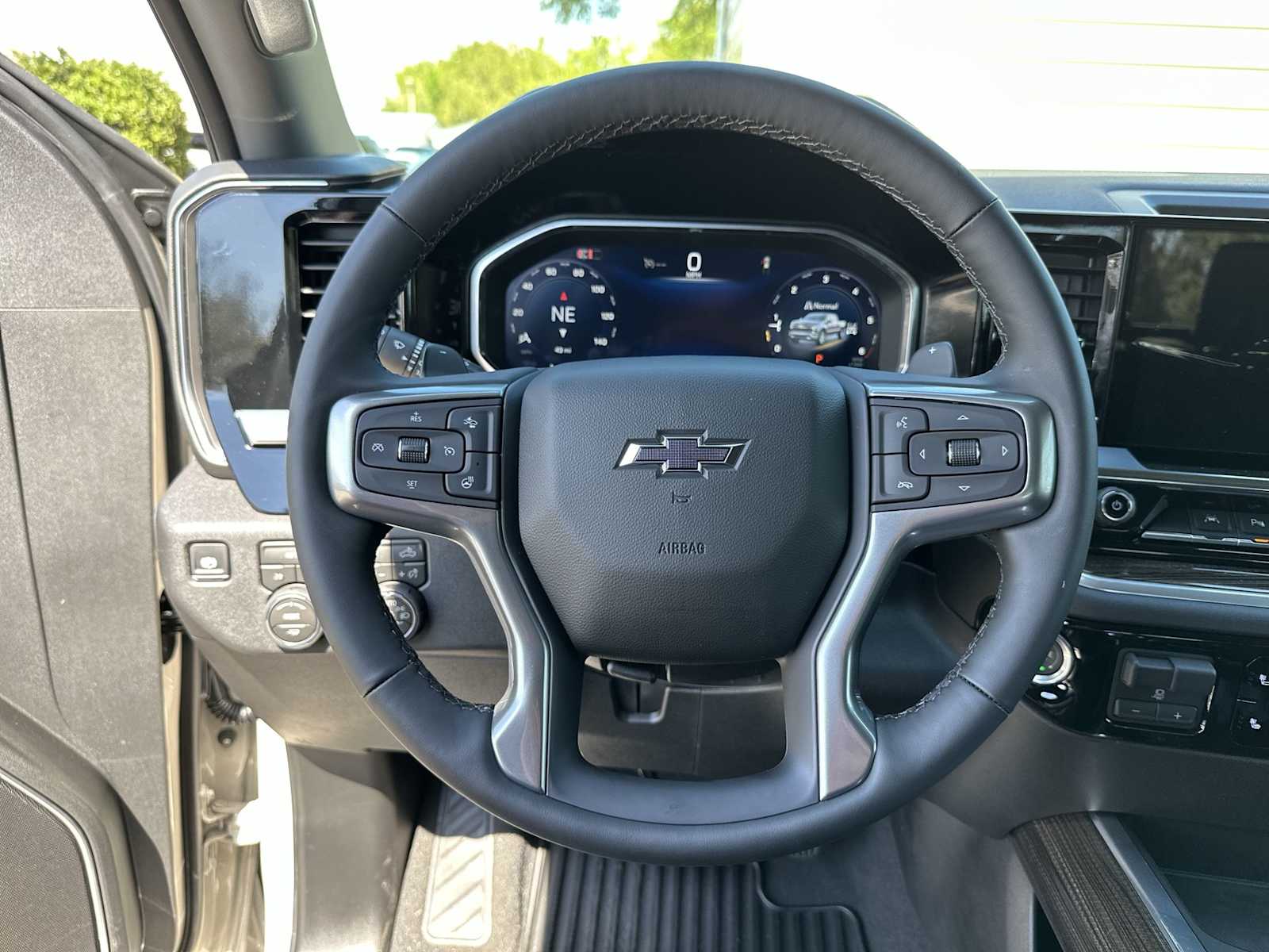 Thumbnail: 2026 Chevrolet Silverado 1500 - 20
