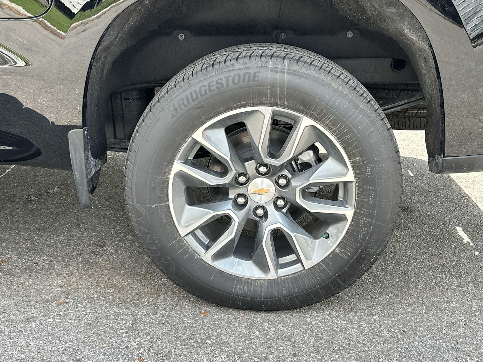 Thumbnail: 2026 Chevrolet Silverado 1500 - 12