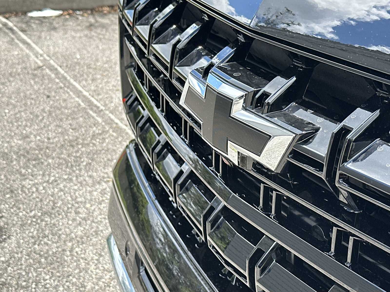 Thumbnail: 2026 Chevrolet Suburban - 10